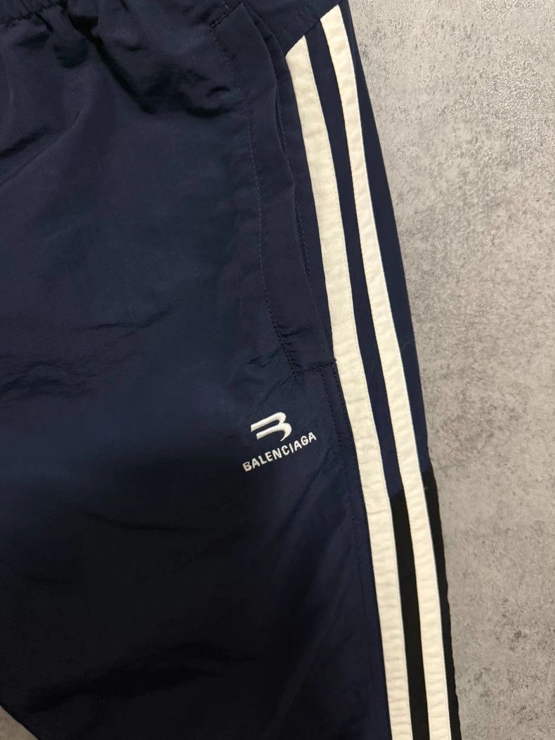 Balenciaga Balenciaga size S Dark blue double-hook embroidered stripe Size US 26 / EU 42 - 3 Thumbnail
