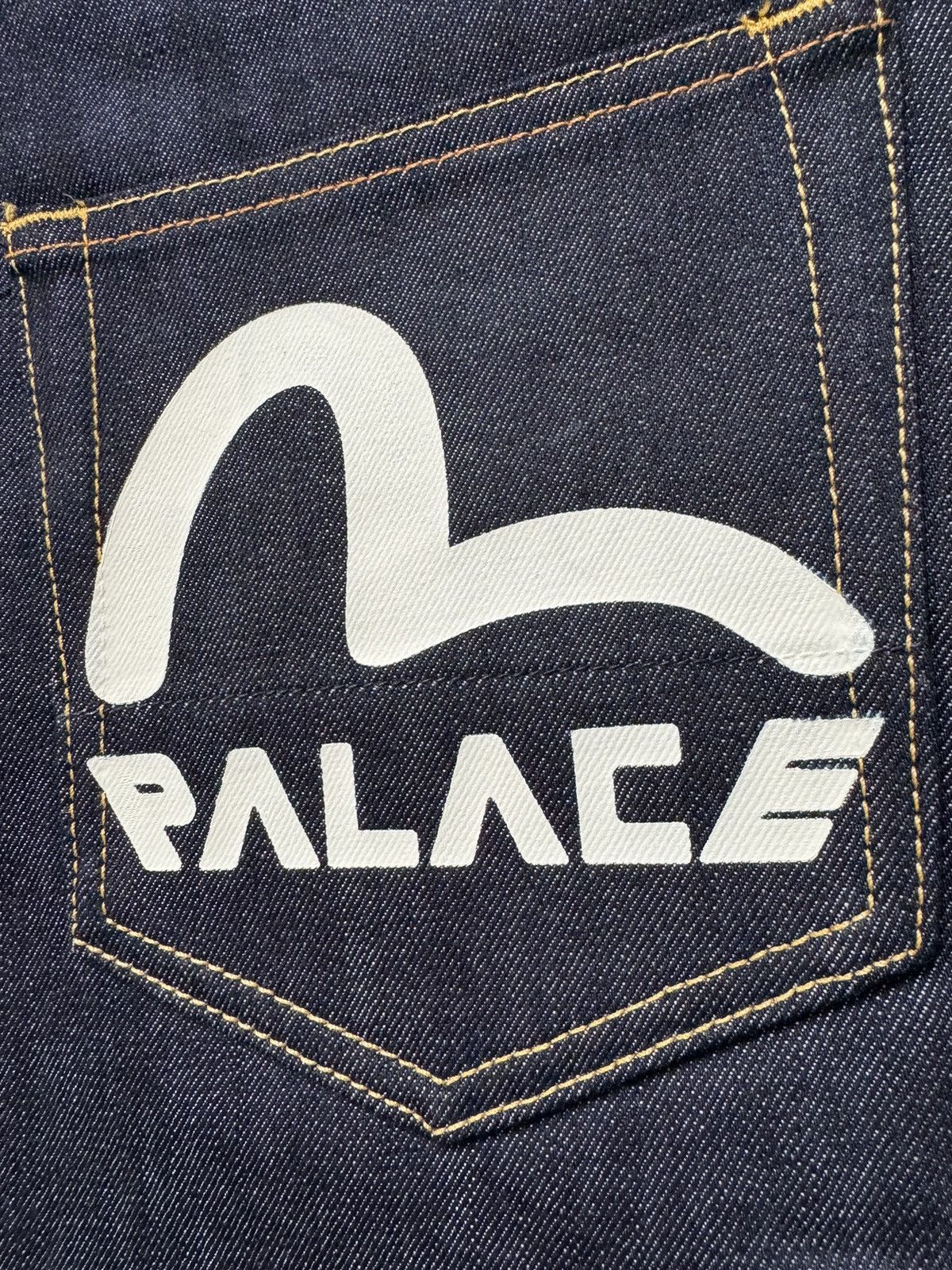 Evisu × Palace Palace Evisu Selvedge Long Denim Short Raw Size US 32 / EU 48 - 2 Thumbnail