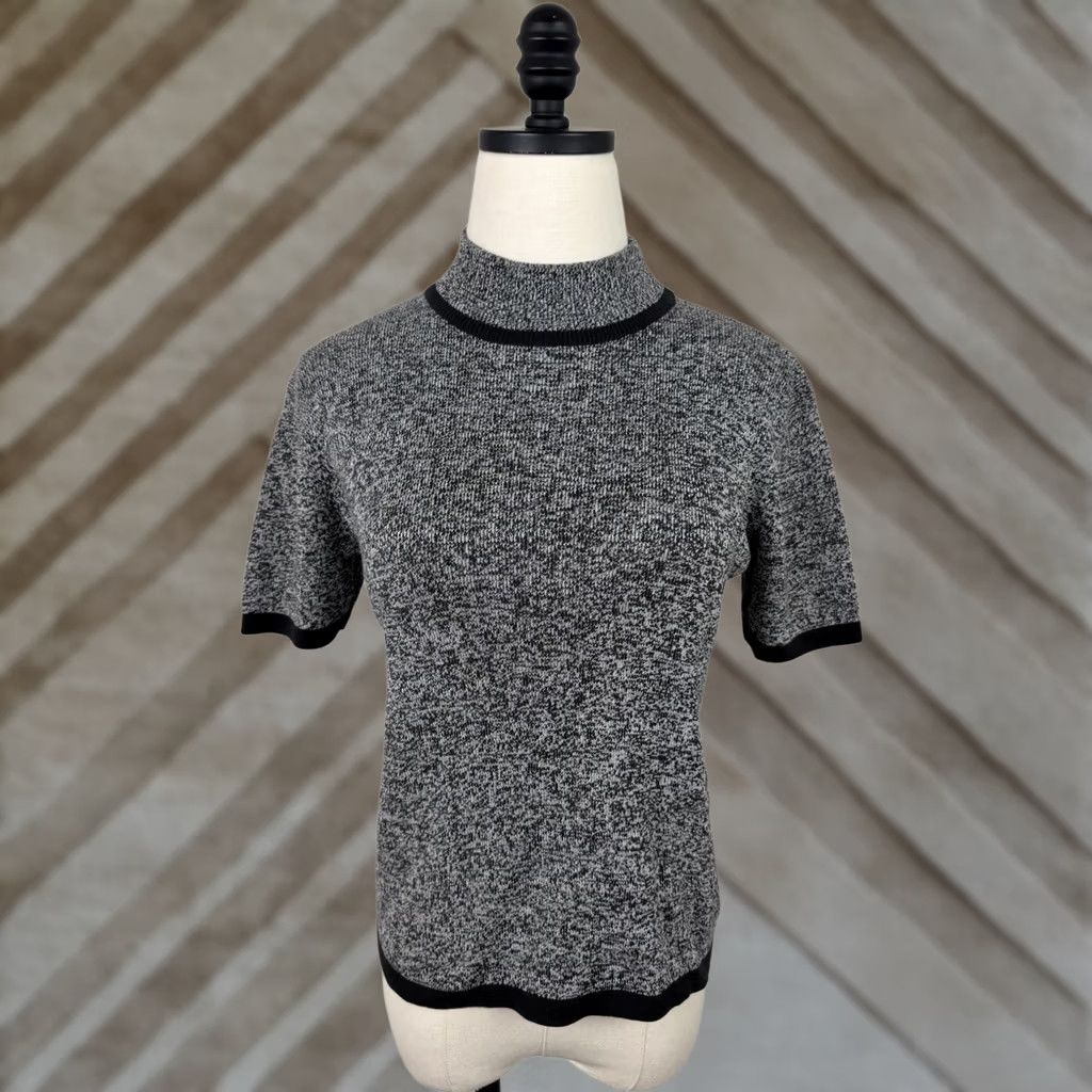 Vintage VINTAGE Joan Leslie Top Womens XS 90s Black Cotton Knit Mock Neck Basic Size XS / US 0-2 / IT 36-38 - 1 Thumbnail