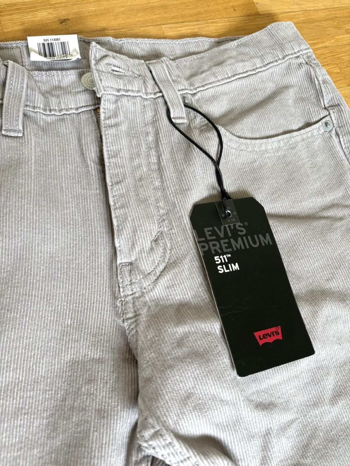 Levi's Unworn levi’s 511 corduroy slim fit pant-size 31 / 30- beige Size US 31 - 4 Thumbnail