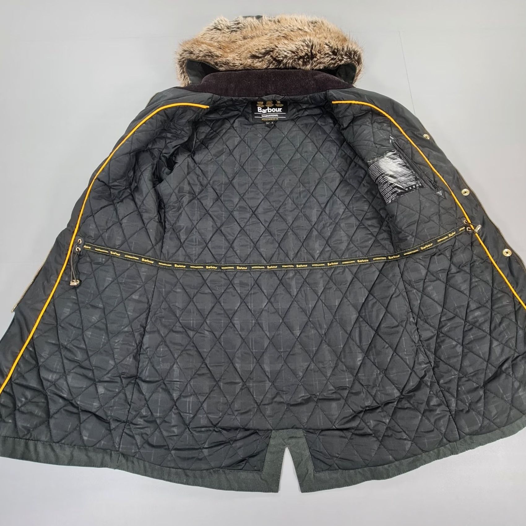 Barbour Barbour Womens Jacket Green 8 UK Mallory Waterproof Country Faux Fur Hood Casual Classic Outdoor Waxed Size M / US 6-8 / IT 42-44 - 6 Thumbnail