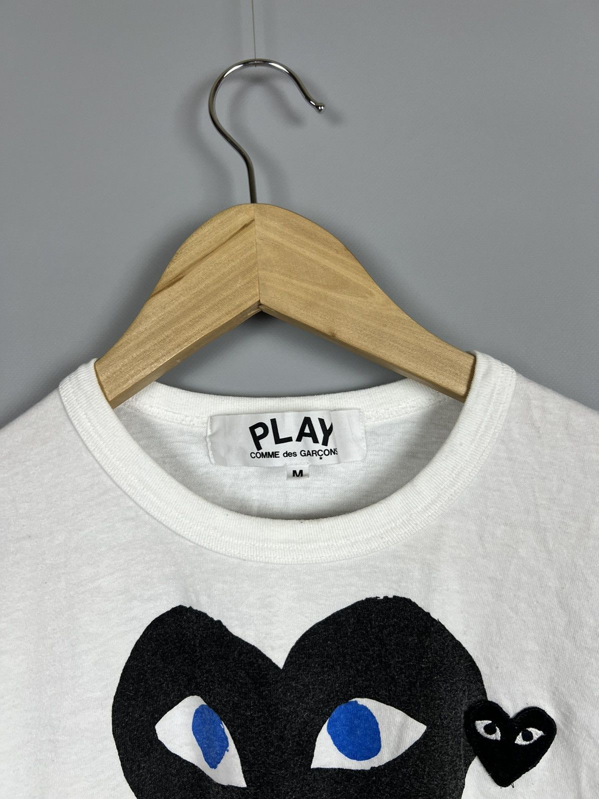 Comme des Garcons (S-M) Play Comme des Garçons tee logo hearts Size US M / EU 48-50 / 2 - 3 Thumbnail