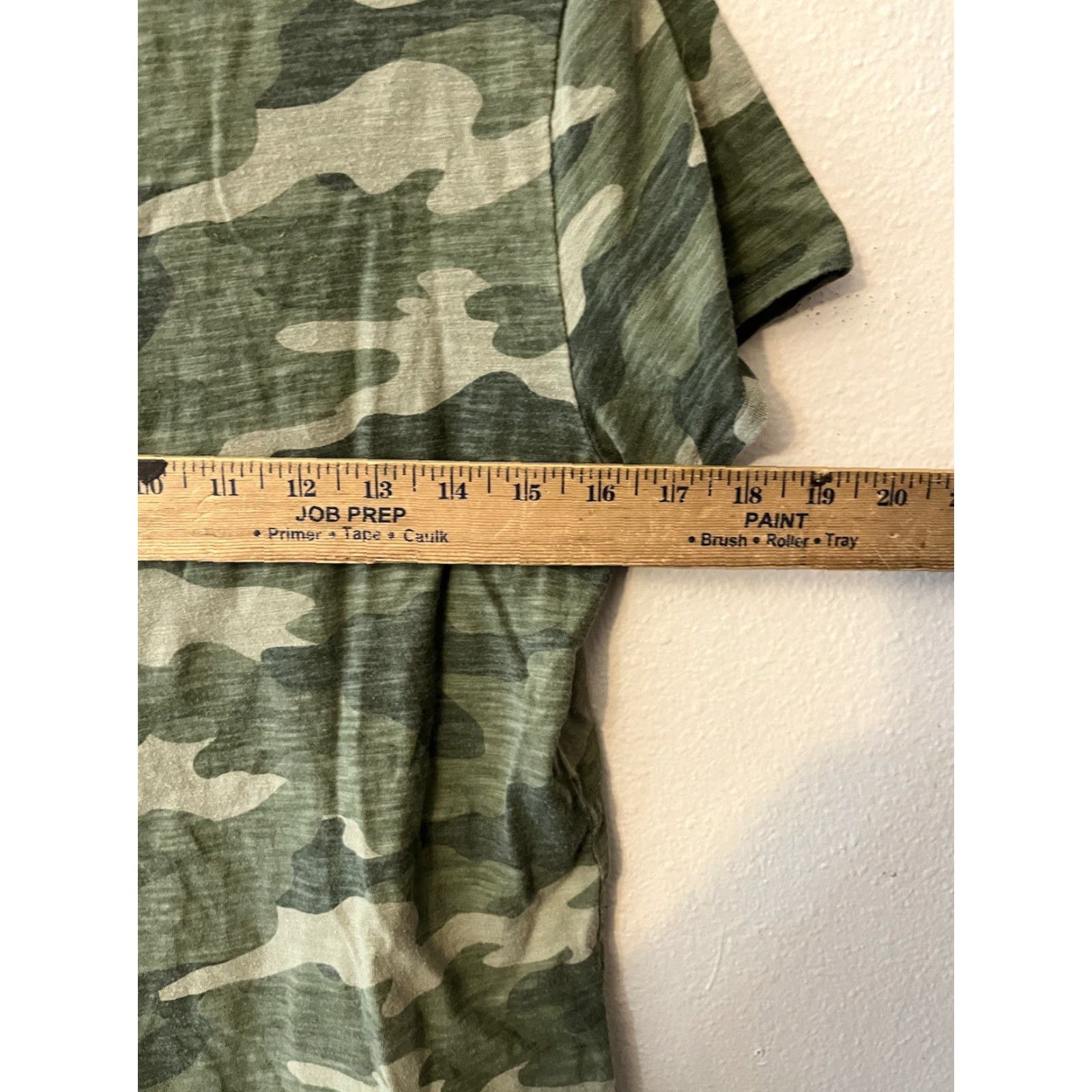 Old Navy Old Navy Shirt Womens Green Camo 100% Cotton Round Neck Short Sleeve M Size M / US 6-8 / IT 42-44 - 4 Thumbnail