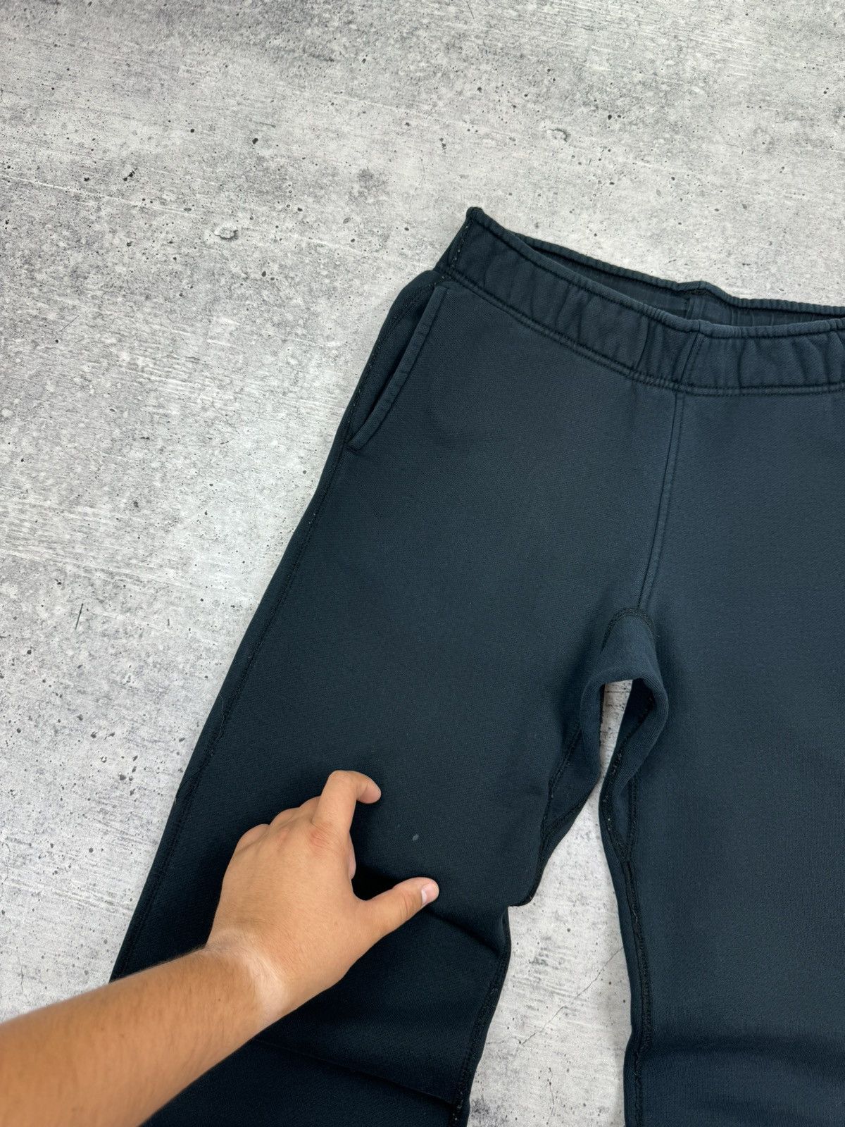 Nike Vintage Nike Swoosh Logo Dark Blue Sweatpants Track Pants S Size US 30 / EU 46 - 8 Thumbnail