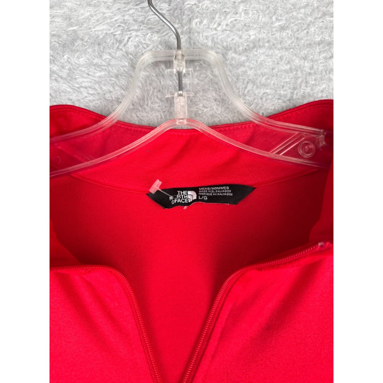 The North Face The North Face Sweater Mens Large Red 1/4 Zip Polyester Softshell Reading "Read" Size US L / EU 52-54 / 3 - 7 Thumbnail