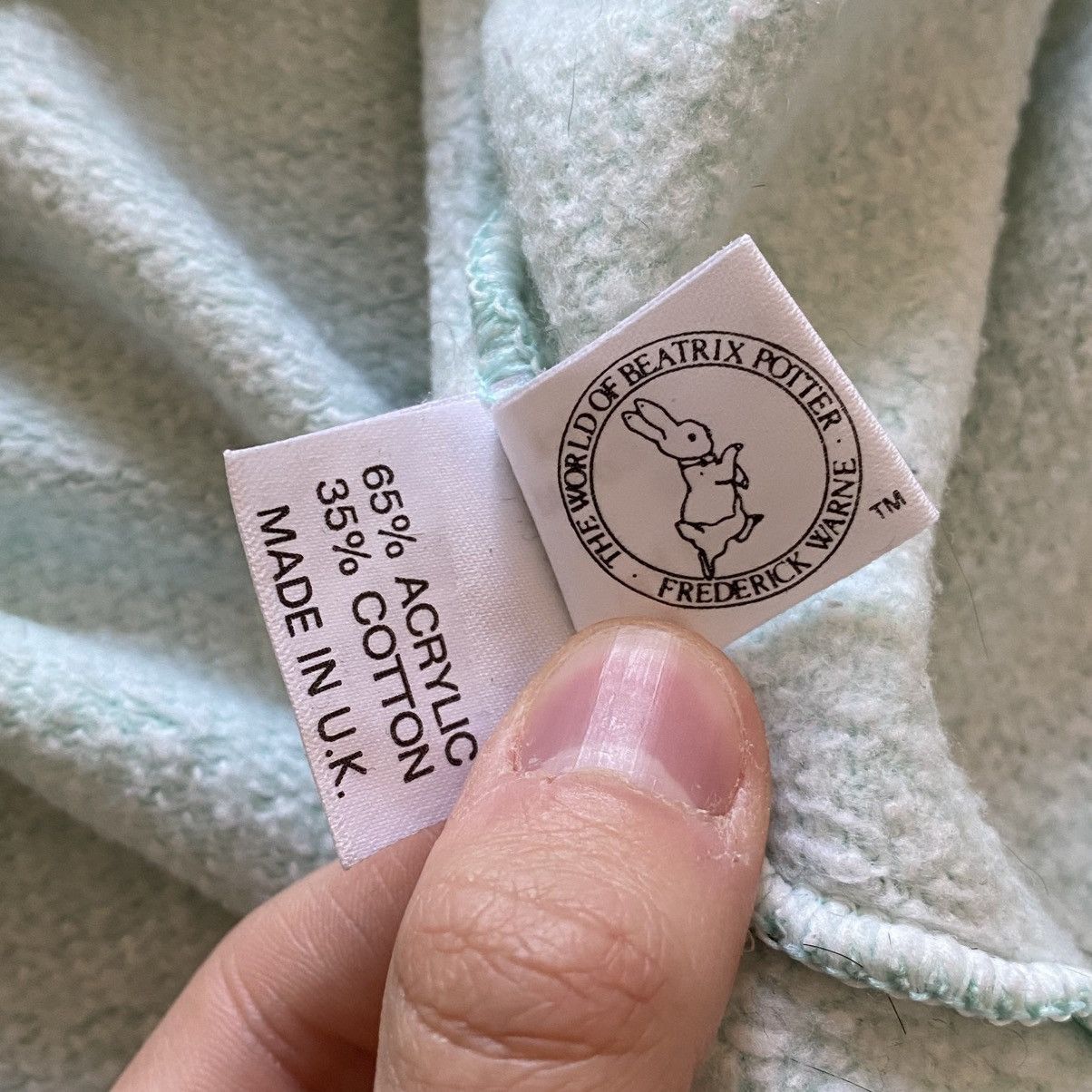 Vintage Rare 1993 Beatrix Potter Peter Rabbit Official Sweatshirt Size US M / EU 48-50 / 2 - 12 Thumbnail