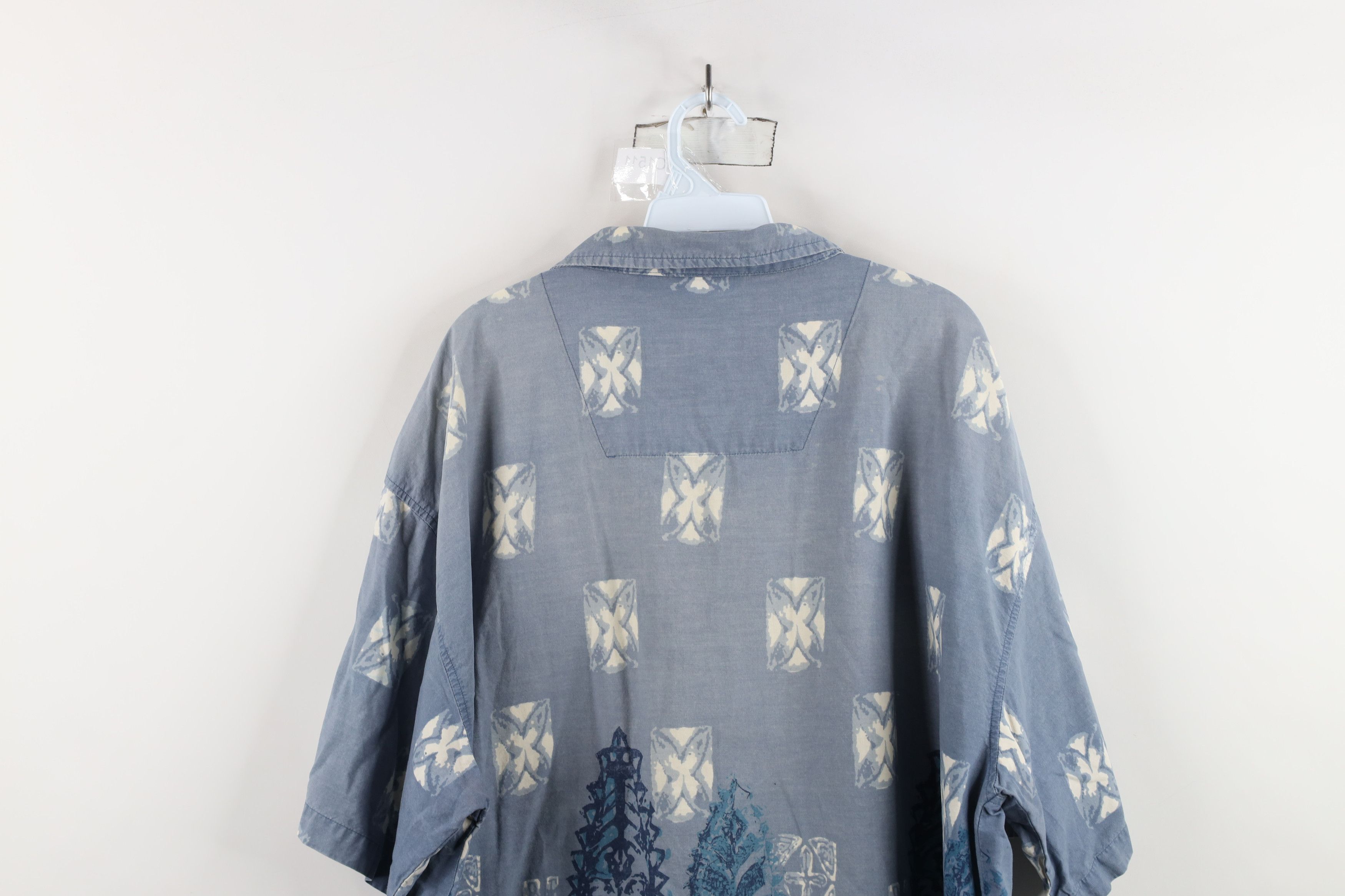 Vintage Vintage 90s Streetwear Flower Luau Hawaiian Button Shirt Size US XL / EU 56 / 4 - 13 Thumbnail