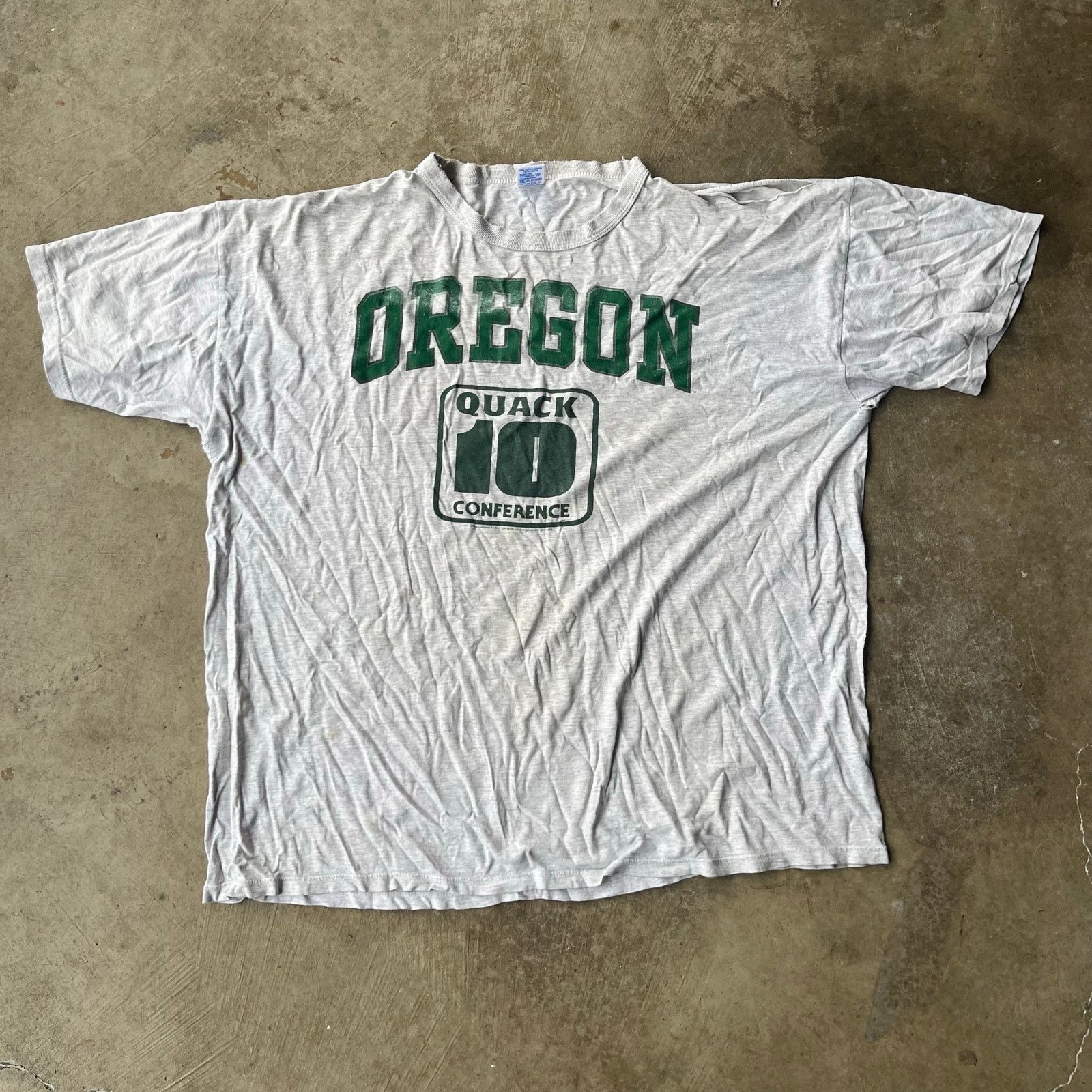Vintage VINTAGE 80S OREGON DUCKS RUSSELL SHIRT 2XL Size US XXL / EU 58 / 5 - 1 Thumbnail