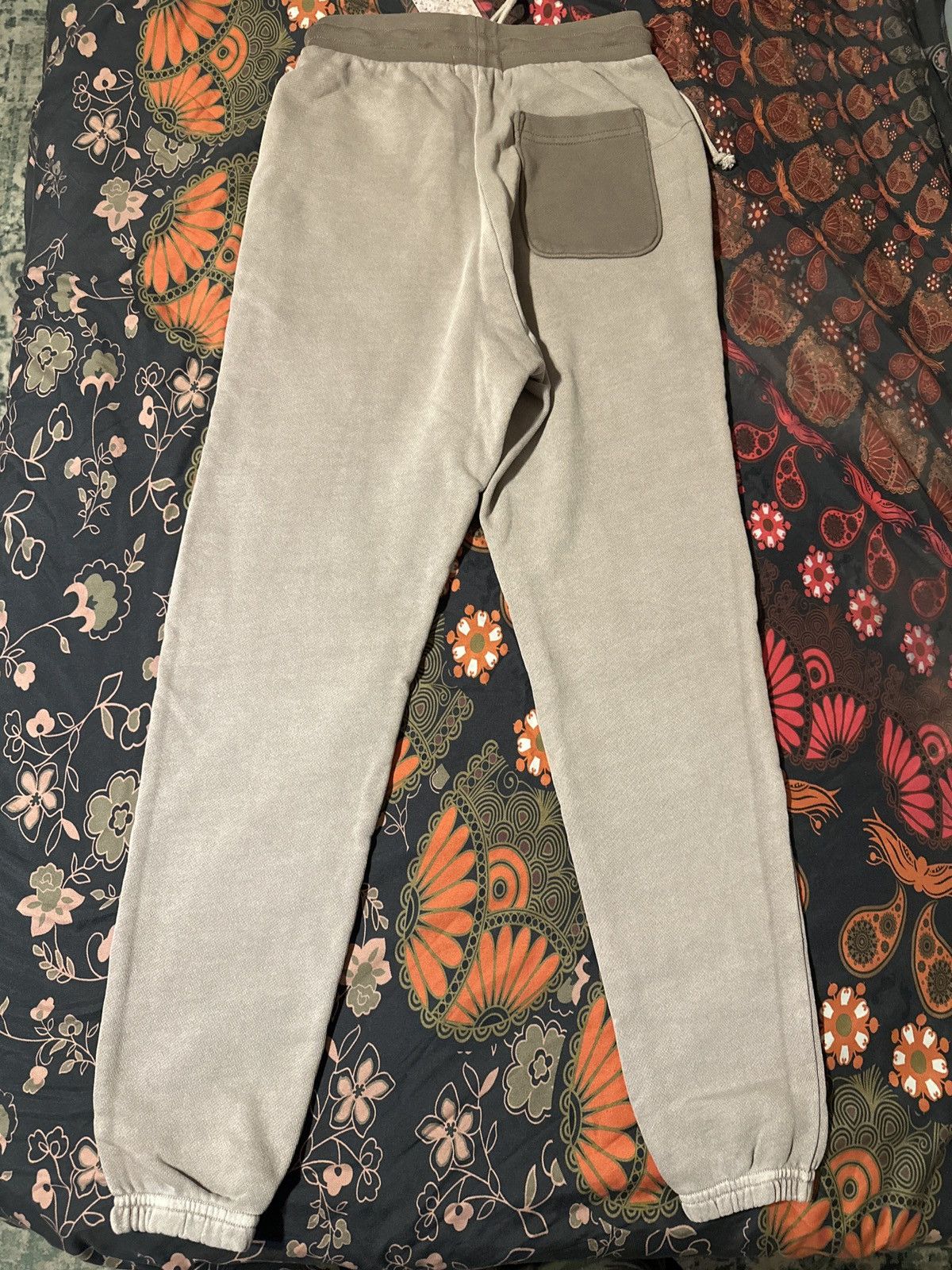 John Elliott John Elliot 1992 Sweatpants (Clay/Small) Size US 30 / EU 46 - 3 Thumbnail