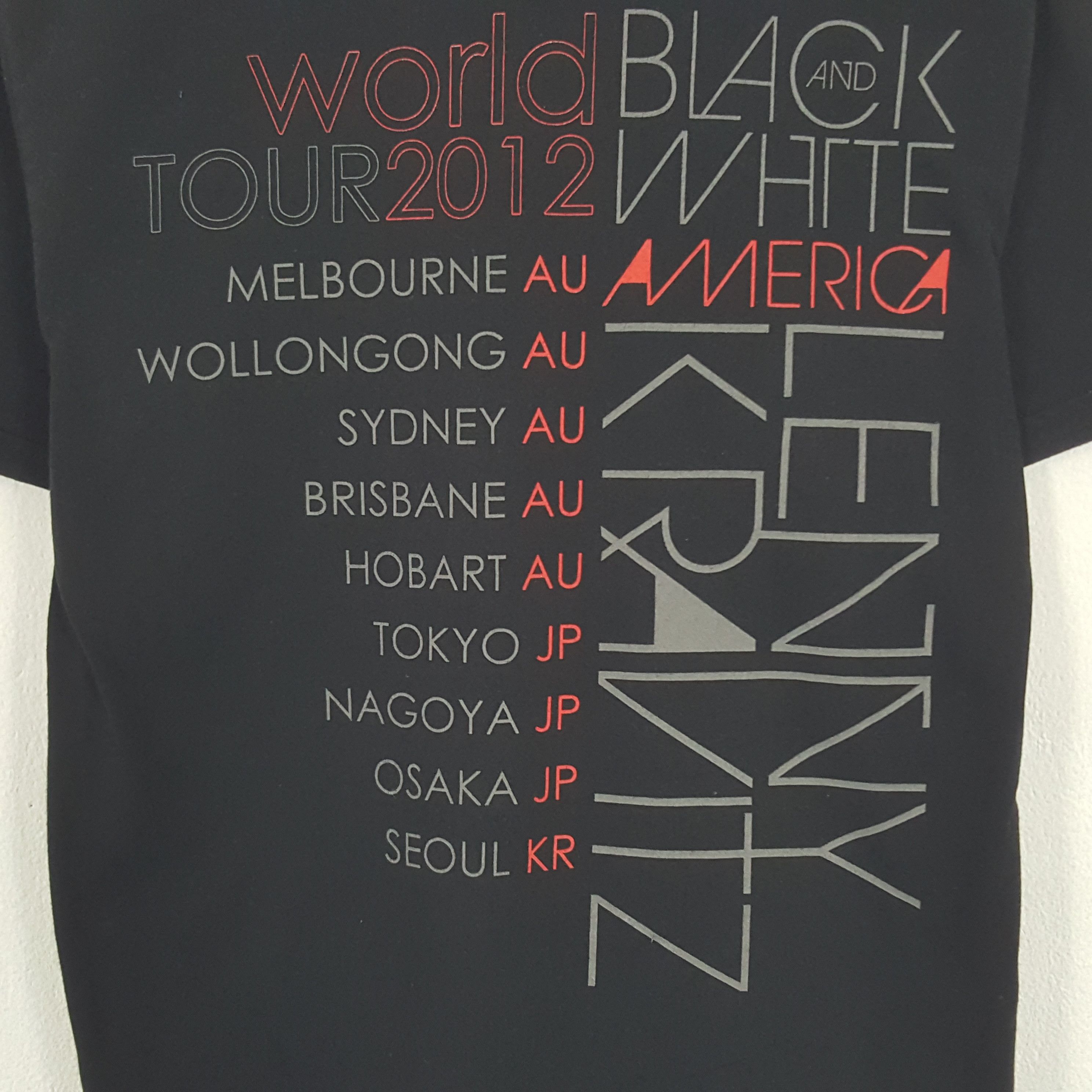 Band Tees × Vintage Vintage Lenny Kravtit World Tour 2012 Tshirt Size US S / EU 44-46 / 1 - 4 Thumbnail