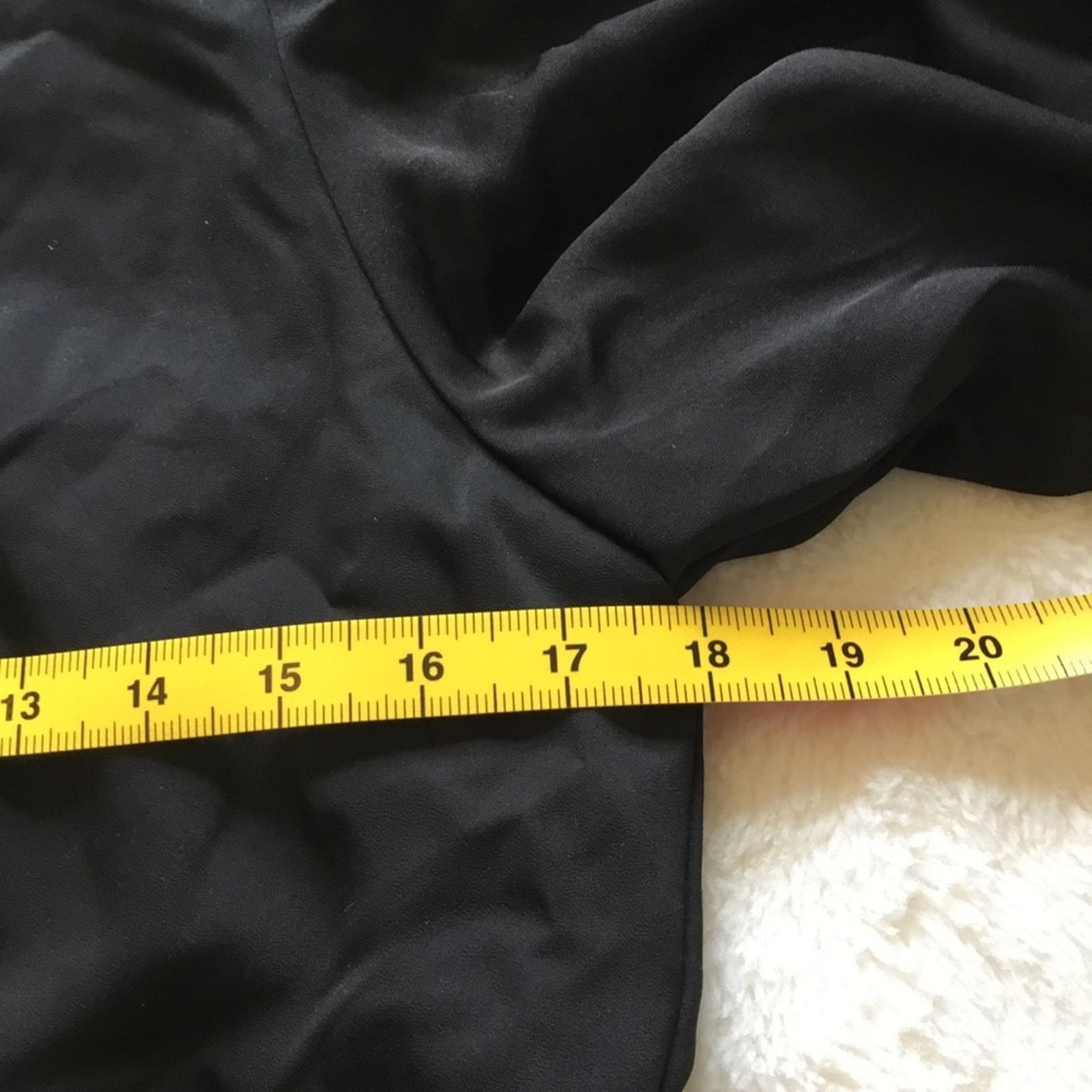 Banana Republic Banana Republic Black Twist-Front Midi Dress Size L / US 10 / IT 46 - 11 Thumbnail