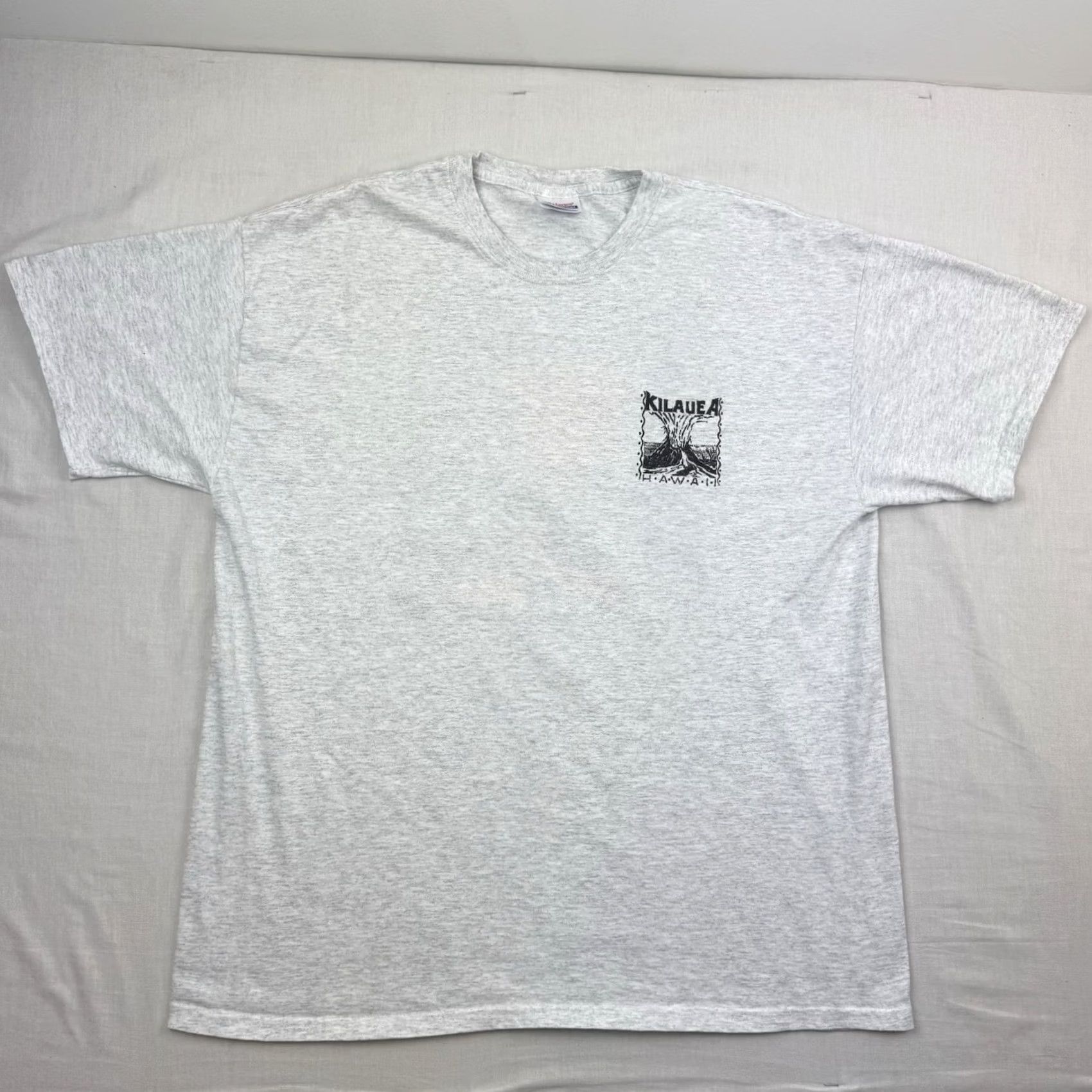 Hanes VINTAGE Hanes T-Shirt Men XL Gray 90s Nature Hawaiian USA Kilauea Hawaii Volcano Trees Mountains Shirt (Vintage) Mens Size US XL / EU 56 / 4 - 3 Thumbnail