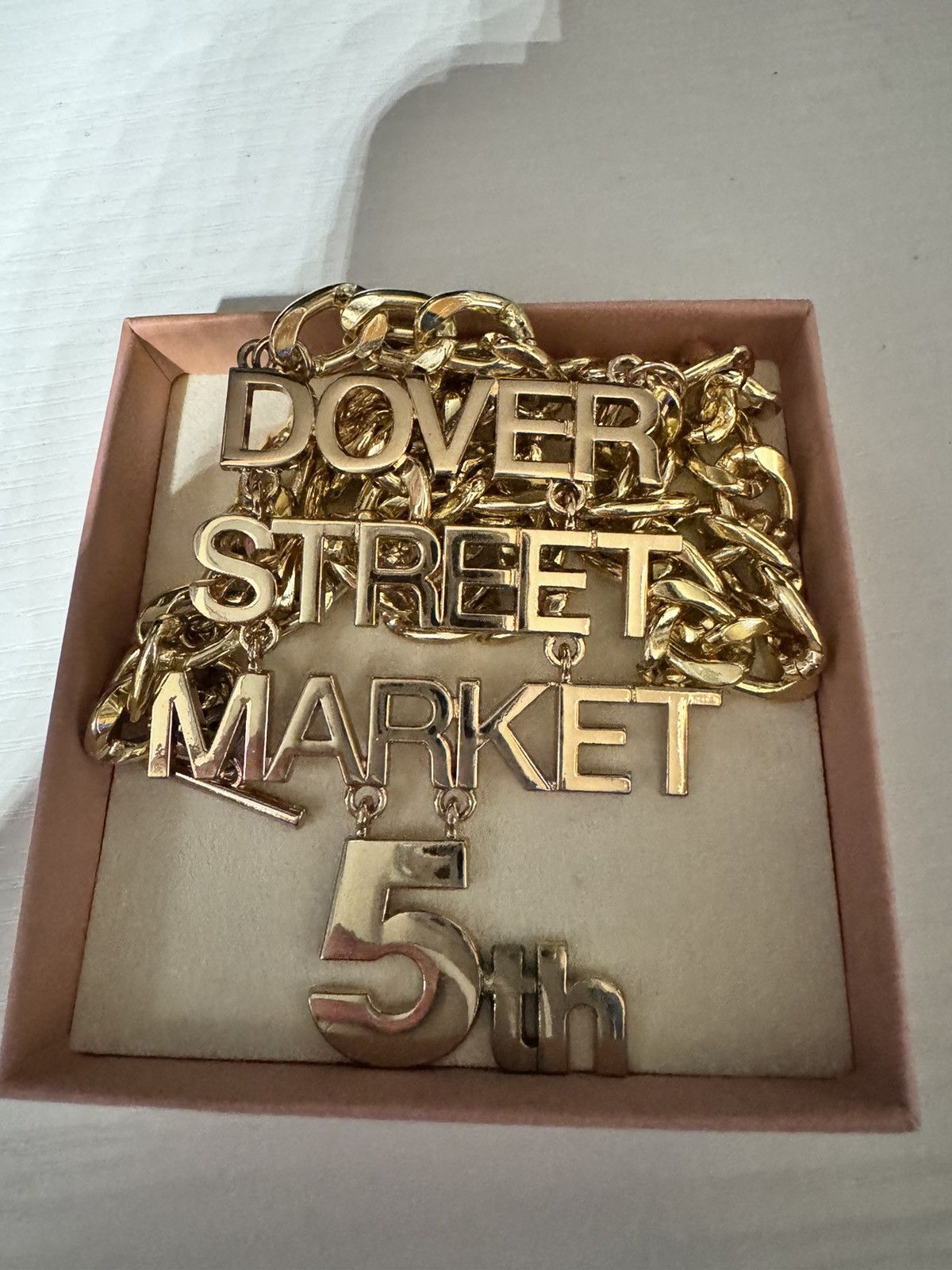 Comme des Garcons × Dover Street Market DSM 5th Anniversary Gold Chain Necklace Size ONE SIZE - 1 Thumbnail