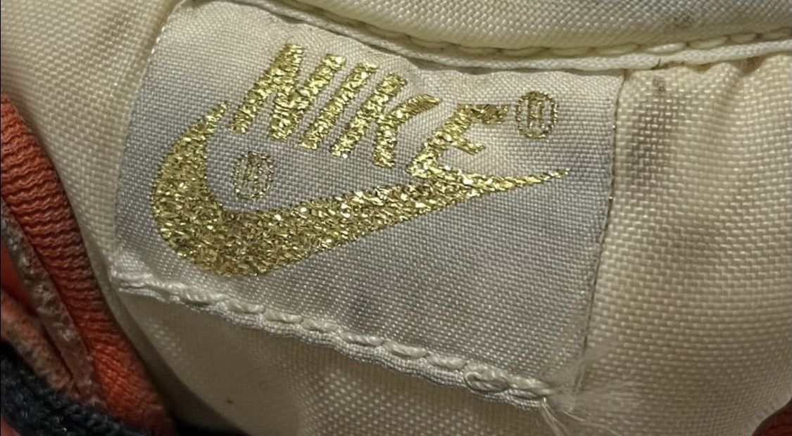Nike × Supreme Supreme x Nike Dunk 2003 High Pro SB ‘Orange Stars’ SAMPLE Size US 10 / EU 43 - 11 Thumbnail