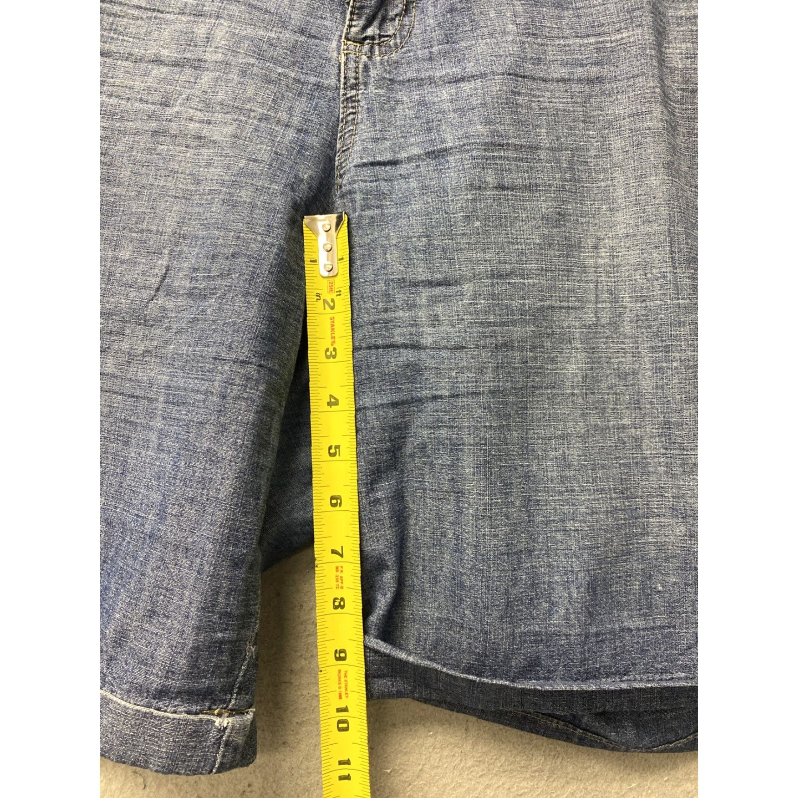 Denime VINTAGE Sonoma Women's Cargo Shorts 48 Waist 10 Inseam Blue Denim Zip Casual 70s 80s Size 42" / US 20 - 6 Thumbnail