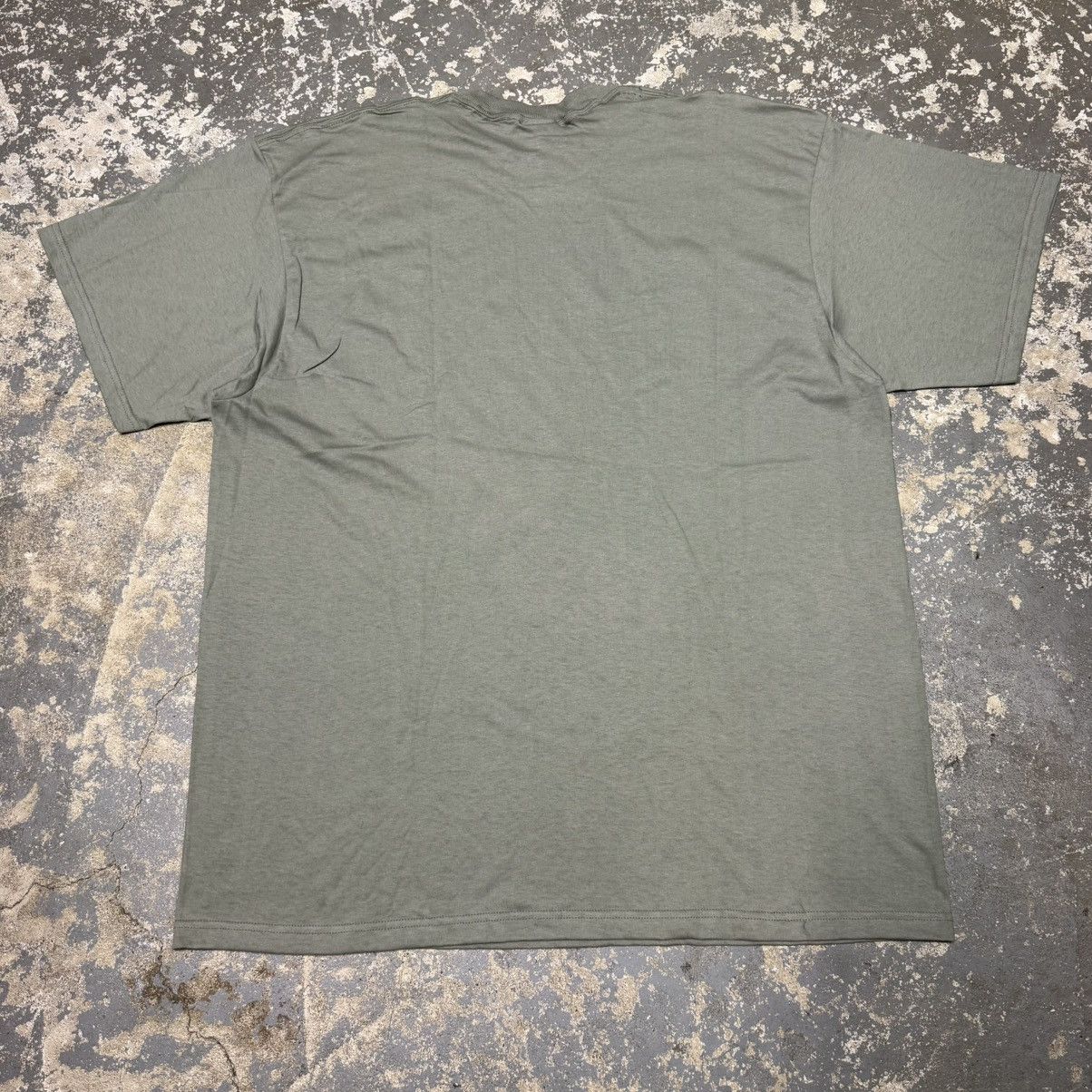 Nike Vintage Nike Green Blank No Swoosh 90s Tshirt USA Size US XL / EU 56 / 4 - 7 Thumbnail