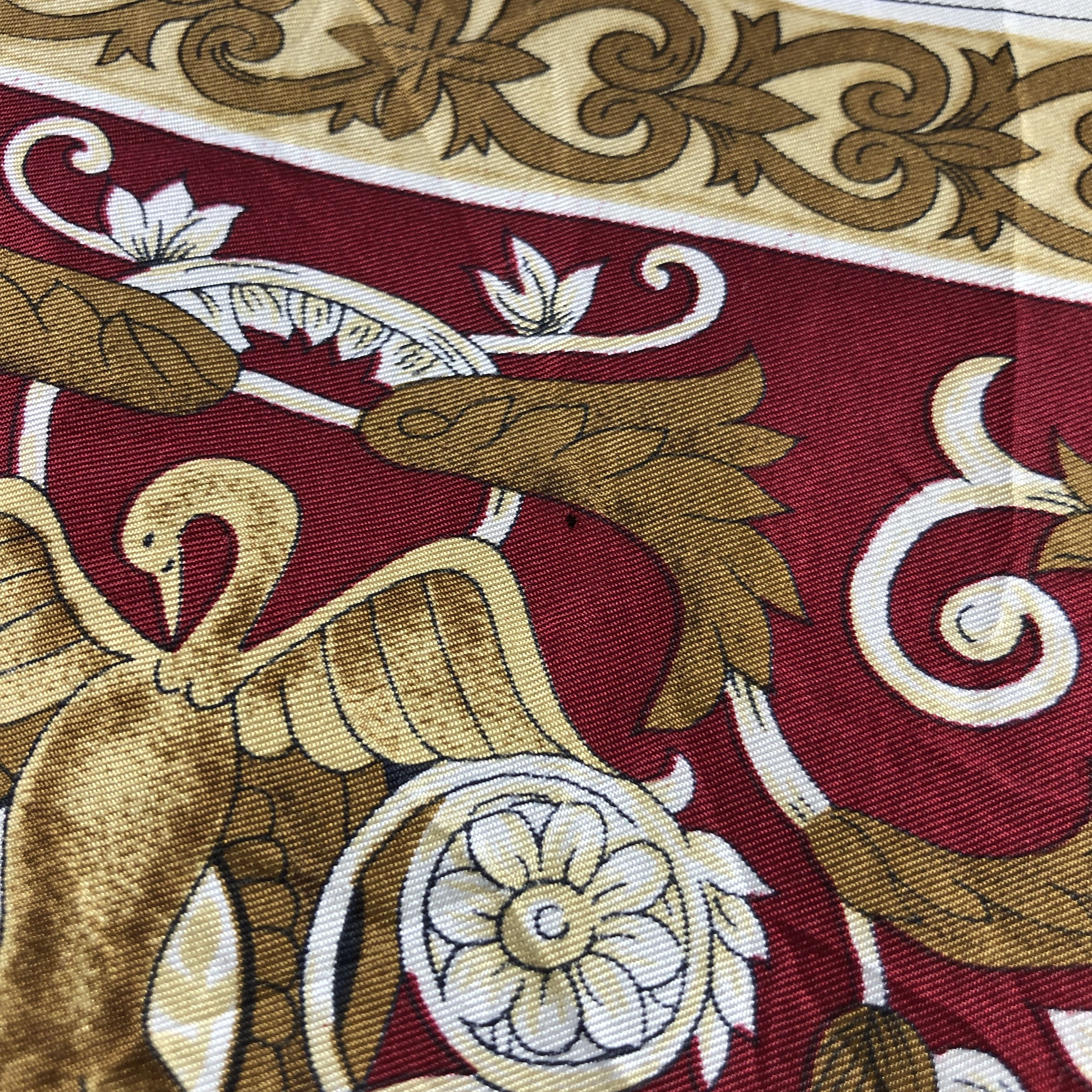 Vintage Vintage Luxury Baroque Silk Scarf M1303 Size ONE SIZE - 6 Thumbnail