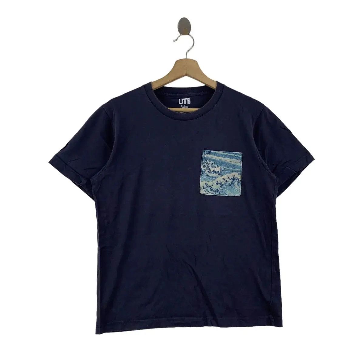 Uniqlo UNIQLO x MUSEUM FINE ARTS BOSTON Hokusai Wave Tee Shirt Top Size US M / EU 48-50 / 2 - 1 Thumbnail