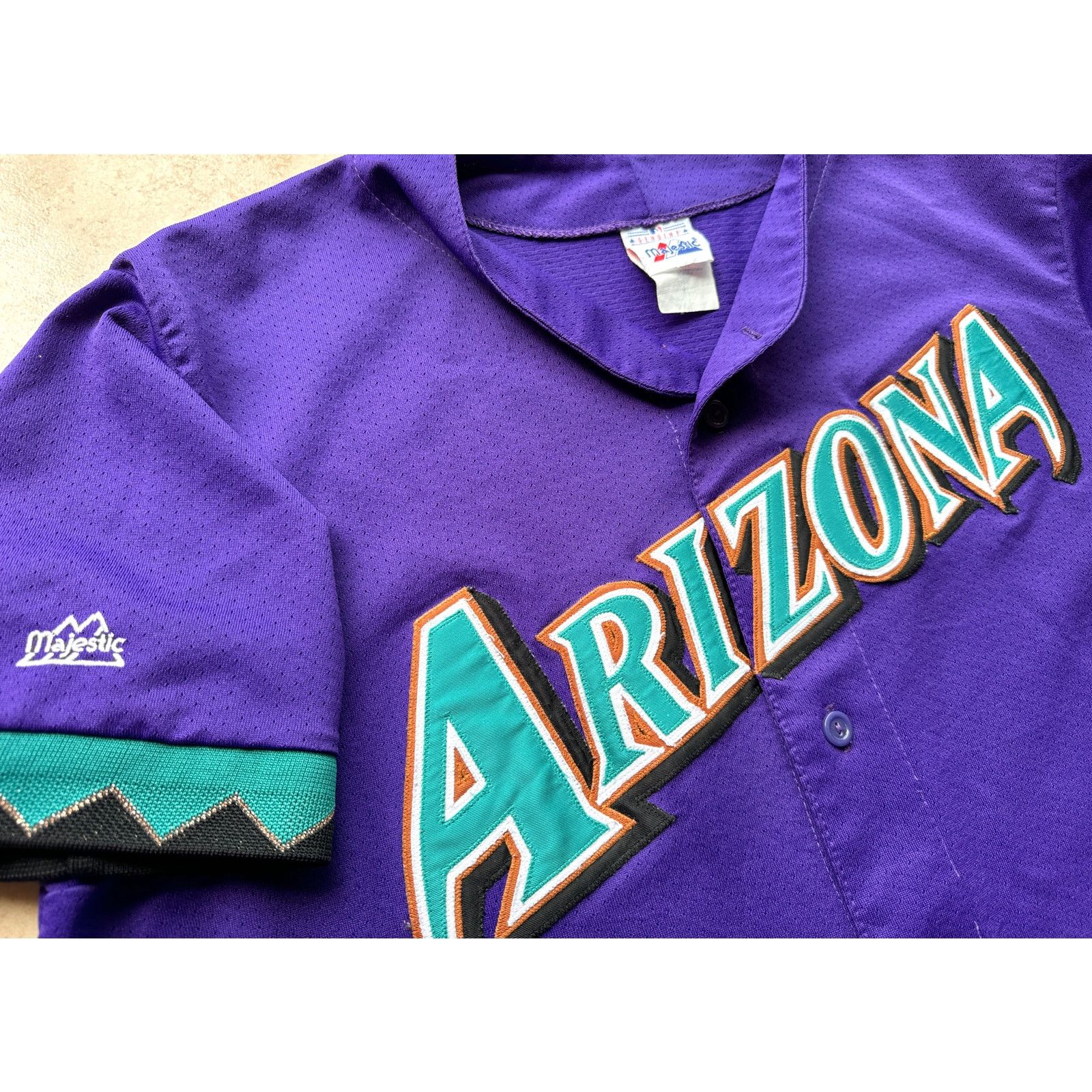 Shops Vintage Majestic Arizona Diamondbacks Jersey new with tags size XL