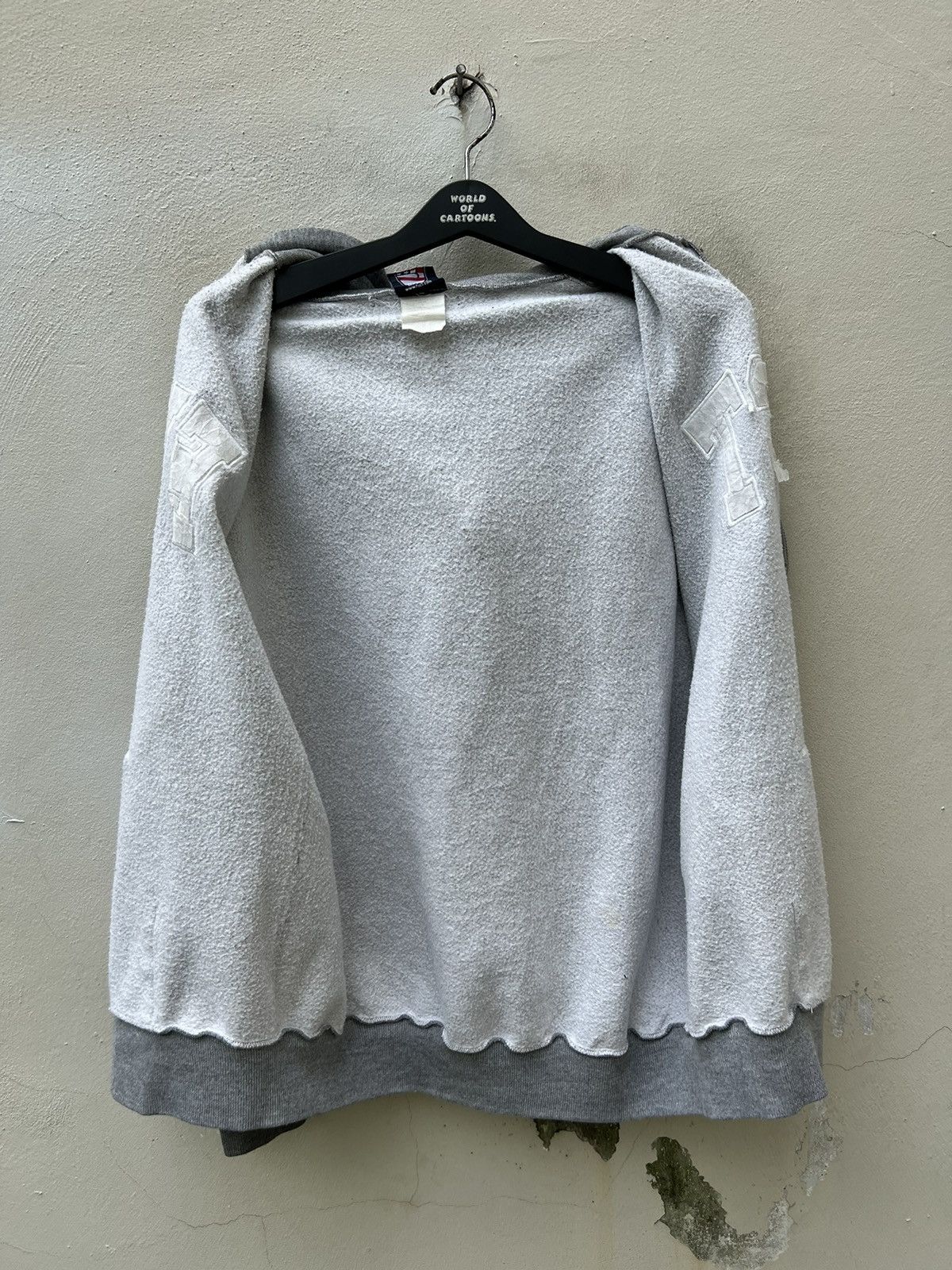 FUCT Vintage 90s FUCT Spell Out Grey Hoodie Sweater Size US L / EU 52-54 / 3 - 21 Thumbnail