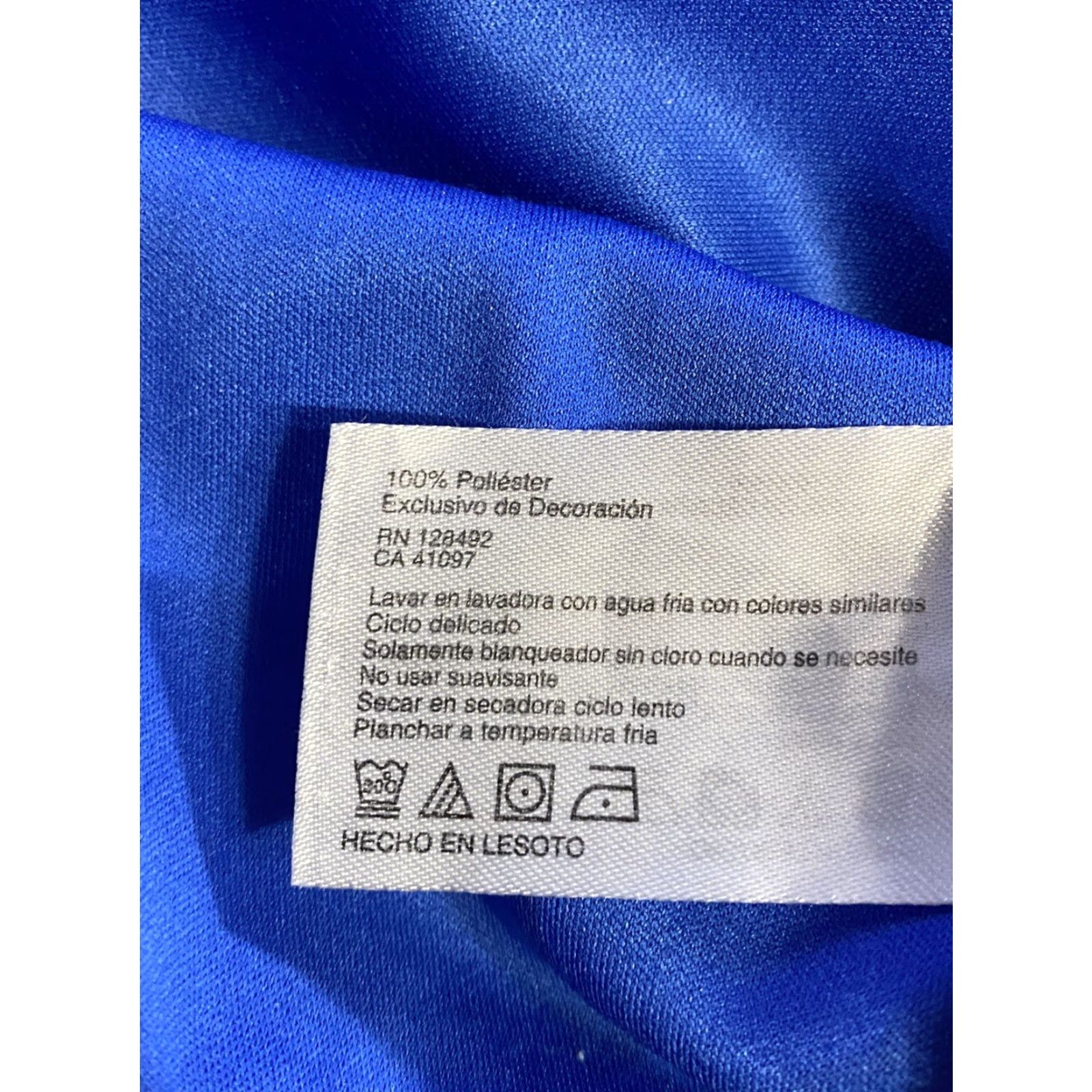 Vintage VINTAGE? No. Greg Norman Play Dry Polo Shirt, Mens, Size L, Blue, Short Sleeve, Collared, 100% Microfiber Polyester, Regular Fit, Golf Size US L / EU 52-54 / 3 - 5 Thumbnail