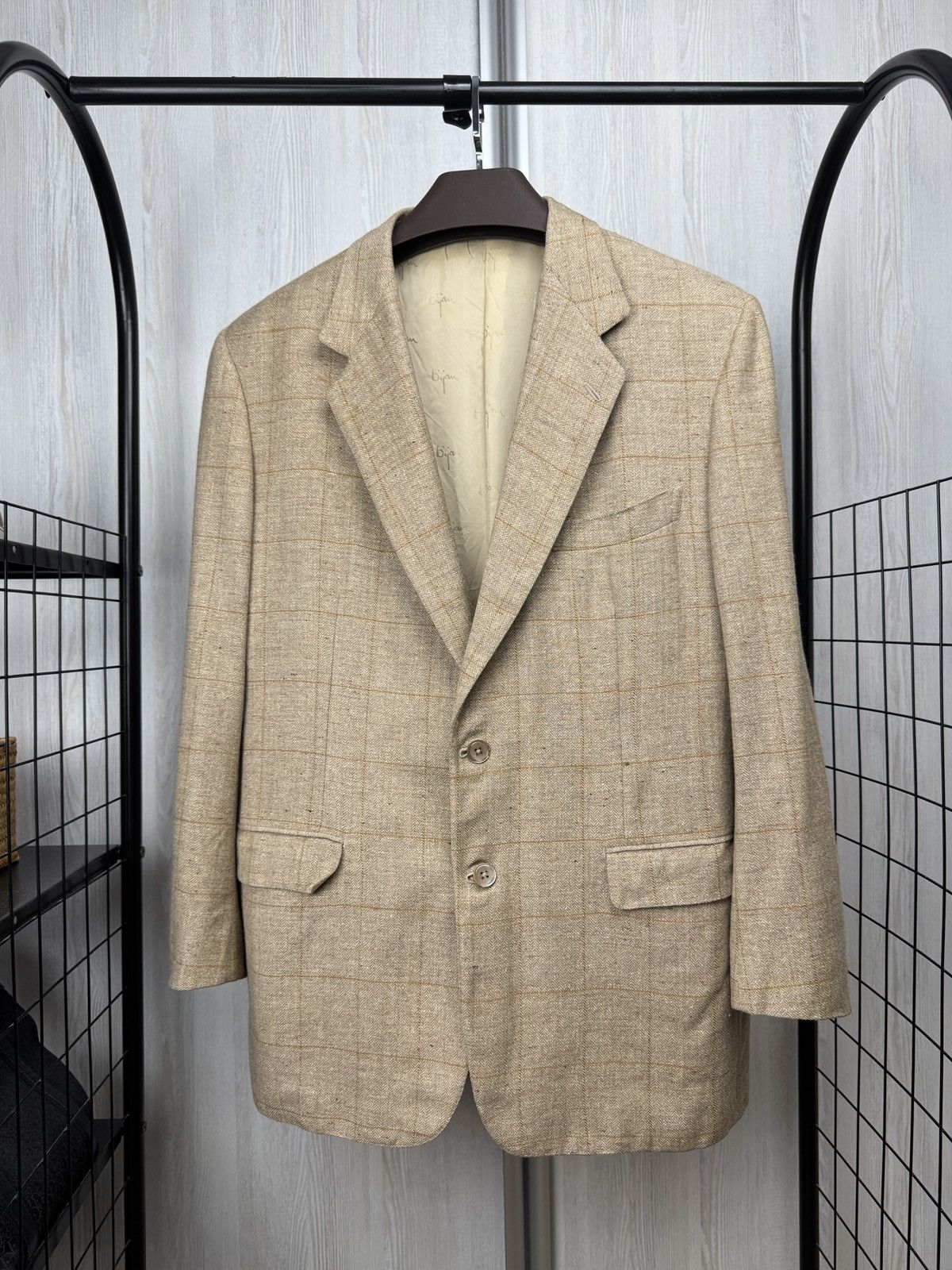 BIJAN Bijan one hundred % beige checkered 2 button blazer Size 44R - 1 Thumbnail
