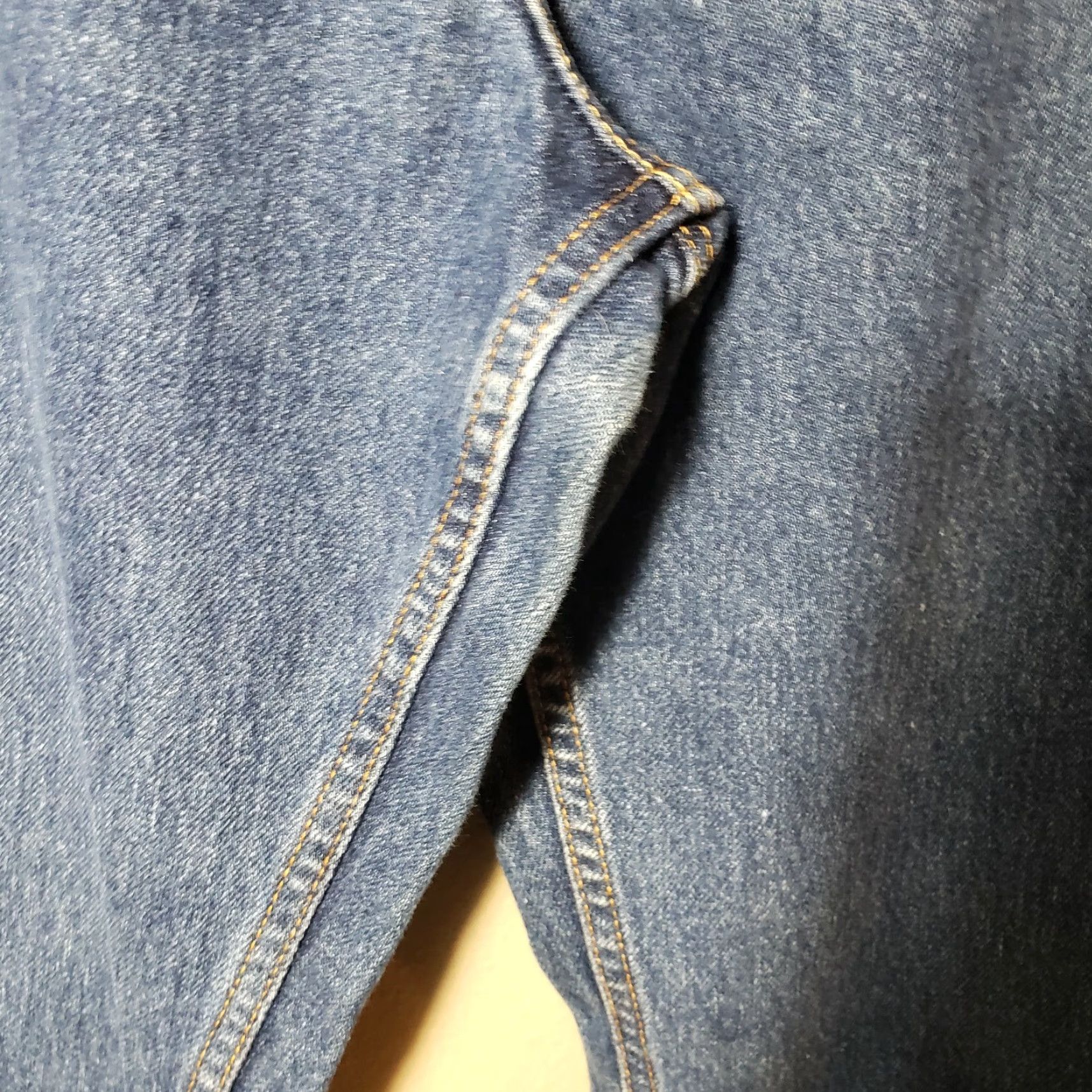 Levi's Levi's 550 Relaxed Tapered Leg High Rise Dark Wash Mom Jeans-Size 14 Women Regular Denim 5-Pocket Style Classic Size 36" / US 14 / IT 50 - 3 Thumbnail