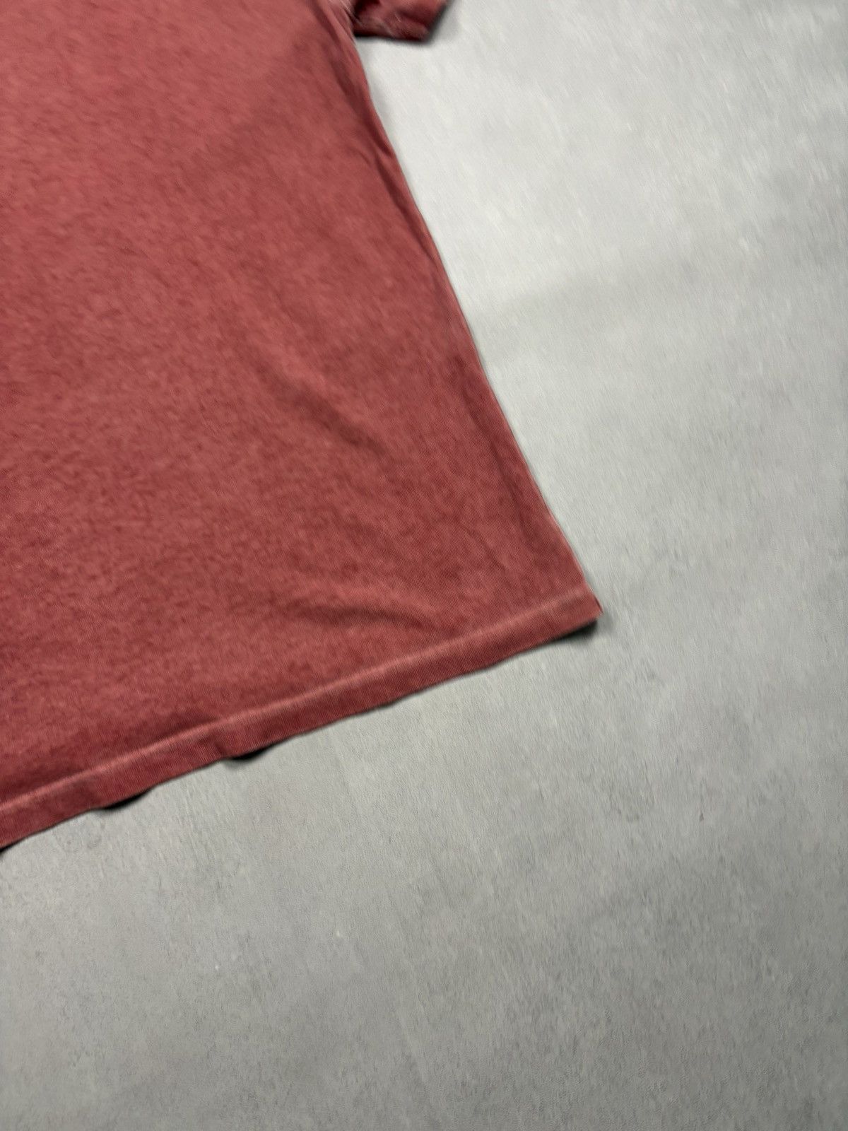 A-COLD-WALL* A-Cold-Wall Distressed T-Shirt Washed Red Asymmetric Seam Size US L / EU 52-54 / 3 - 20 Thumbnail