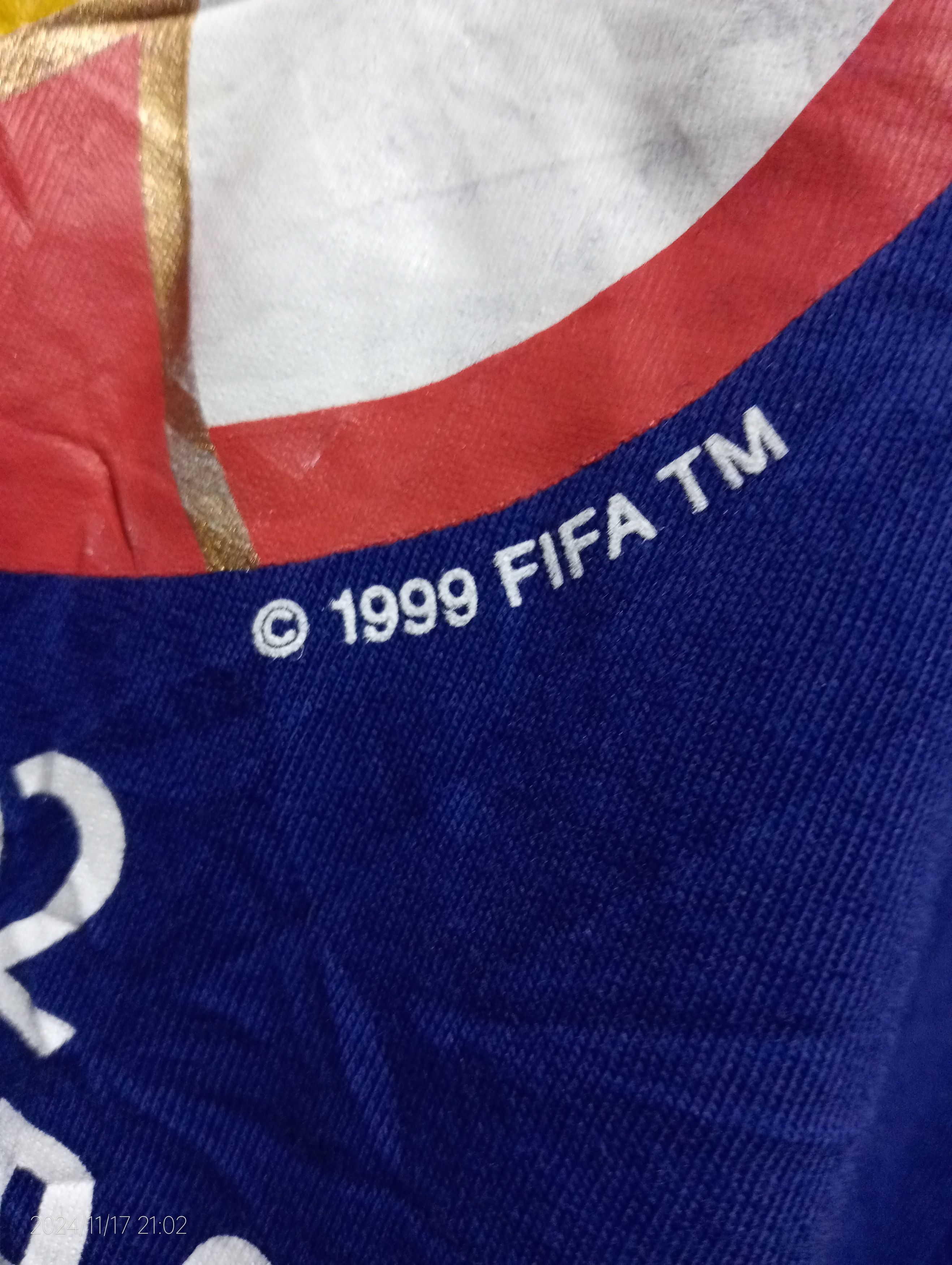 Vintage Vintage '90s FIFA World Cup Korea Japan 2002 Tee Very Rare Size US L / EU 52-54 / 3 - 5 Thumbnail