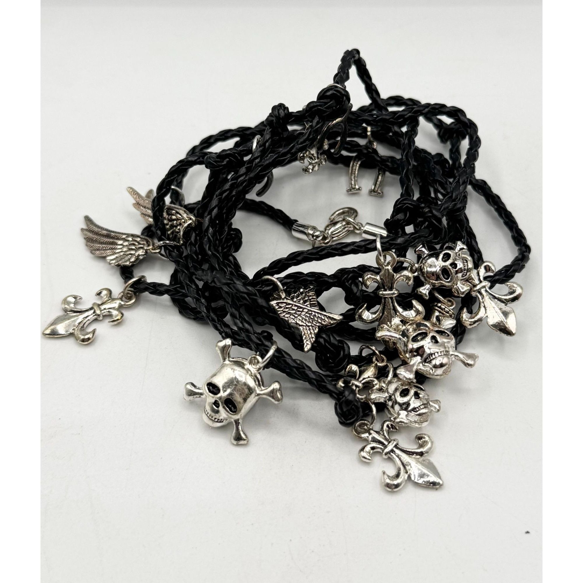 Other Black braided leatherette skull wings fleur de lis charm wra Size ONE SIZE - 2 Thumbnail