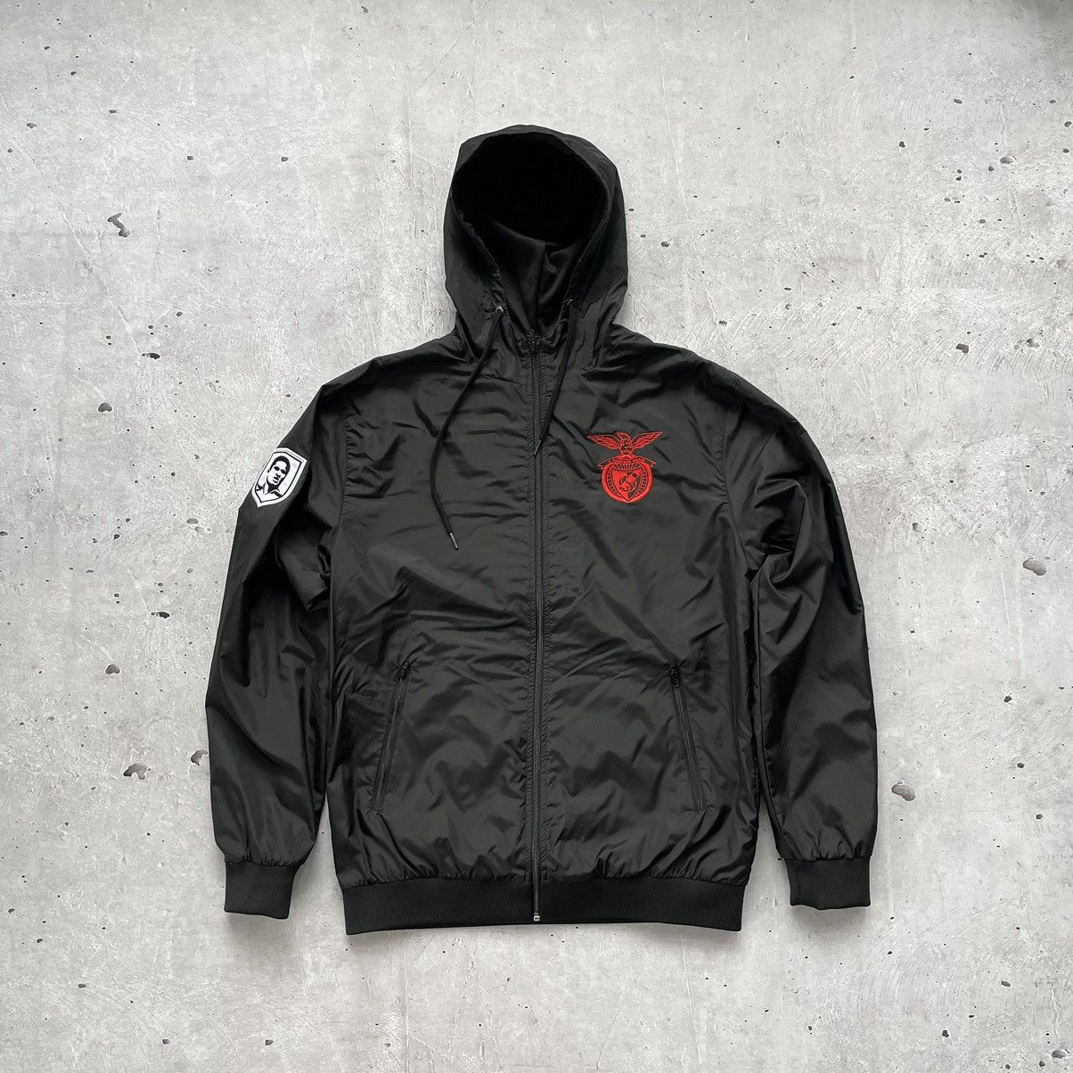 Vintage Vintage SL Benfica football rain jacket y2k Size US L / EU 52-54 / 3 - 5 Thumbnail