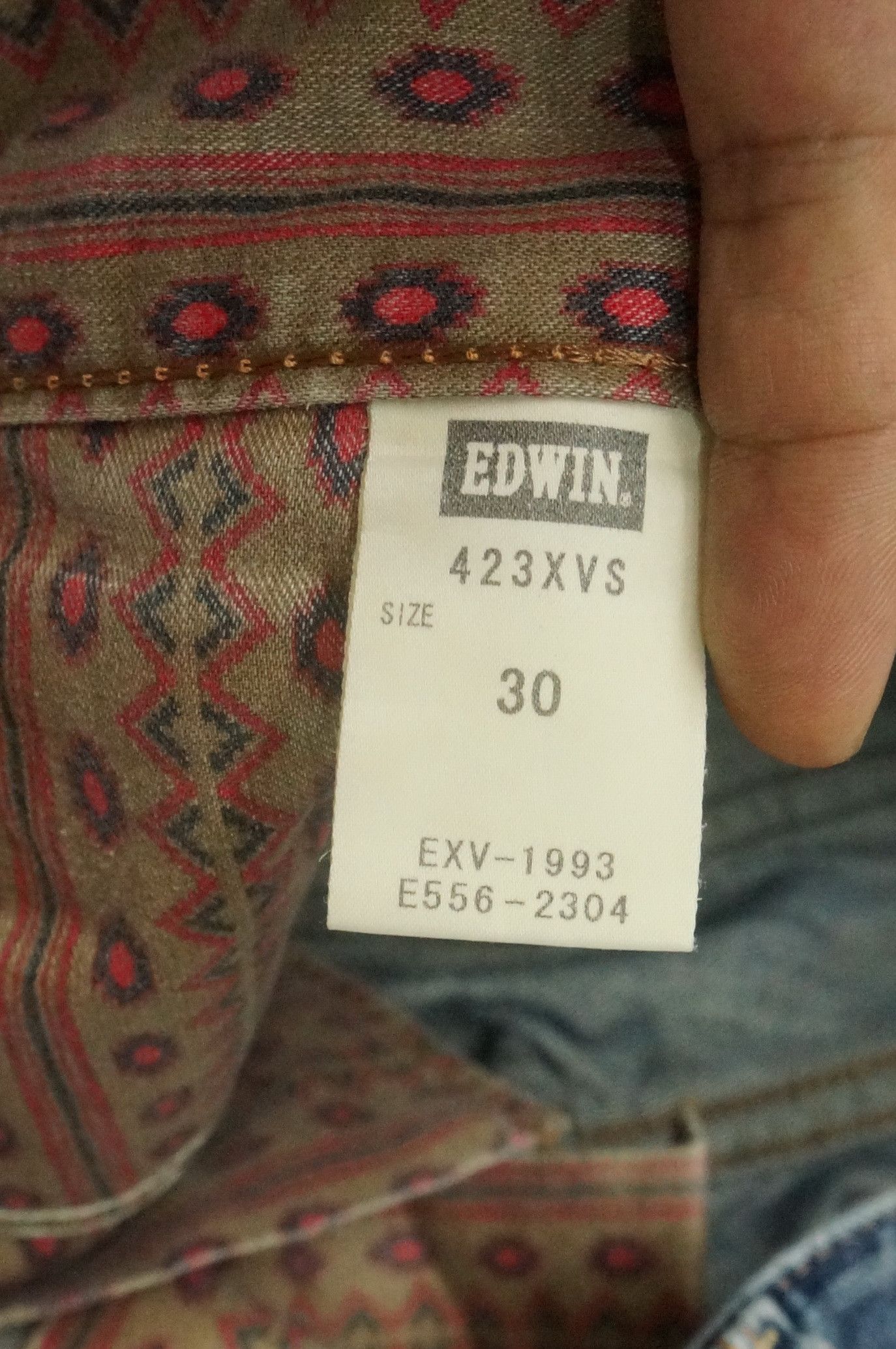 Edwin Rare 🔥 NAVAJO Design EDWIN Exclusive Vintage XV Jeans Size US 31 - 18 Thumbnail
