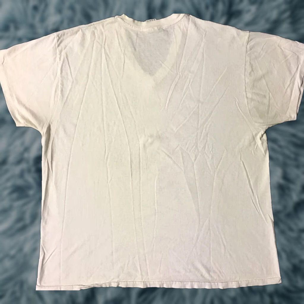 Hanes VINTAGE Hanes 90s Faded Distressed V Neck Shirt XL White T-Shirt Men Short Sleeve Grunge Punk Skate Surf Biker 90s Womens Mens Girls Boys? Size US XL / EU 56 / 4 - 1 Thumbnail