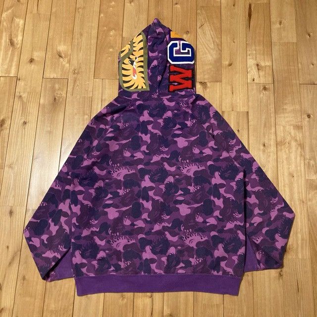 Bape BAPE Fire Camo Shark Full Zip Hoodie purple camo NIGO APE Size US M / EU 48-50 / 2 - 4 Thumbnail