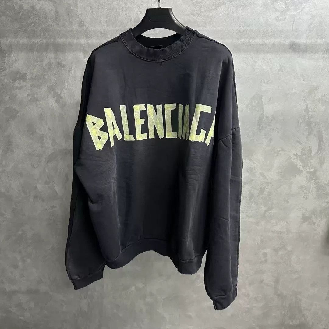 Balenciaga Balenciaga Retro Printed Black Hoodie l Men Size US L / EU 52-54 / 3 - 1 Thumbnail