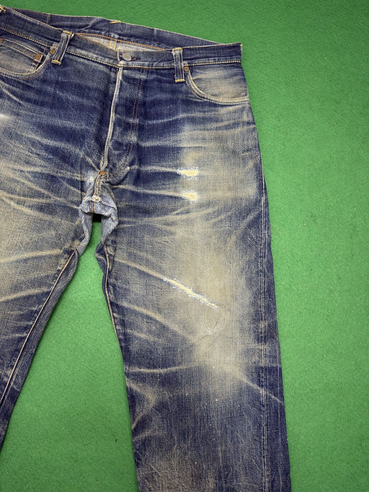 Evisu A29 Thrashed Evisu No 1 Special Distressed Mud Wash Size US 33 - 3 Thumbnail