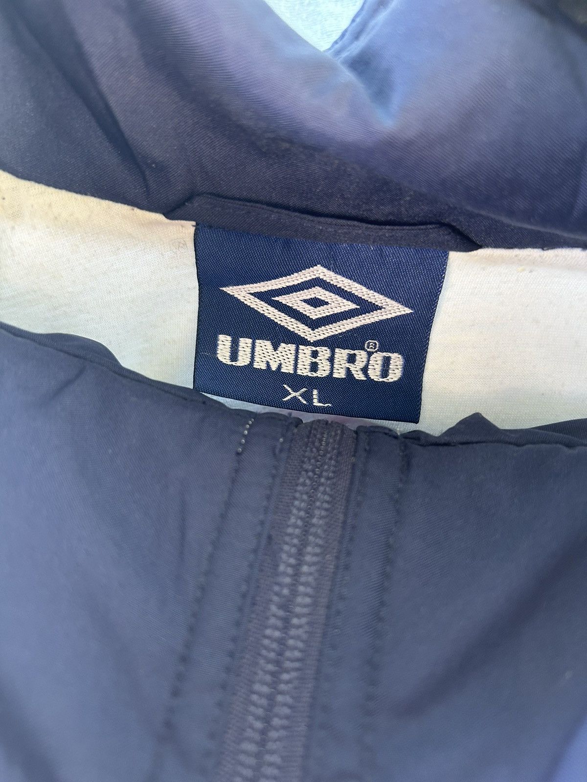 Umbro Vintage Umbro Jacket Size US XL / EU 56 / 4 - 4 Thumbnail