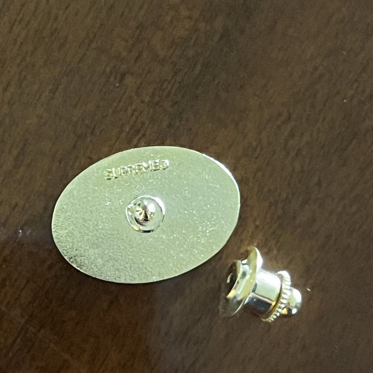 Supreme Supreme Pin Dont ask me 4 shit Size ONE SIZE - 17 Thumbnail