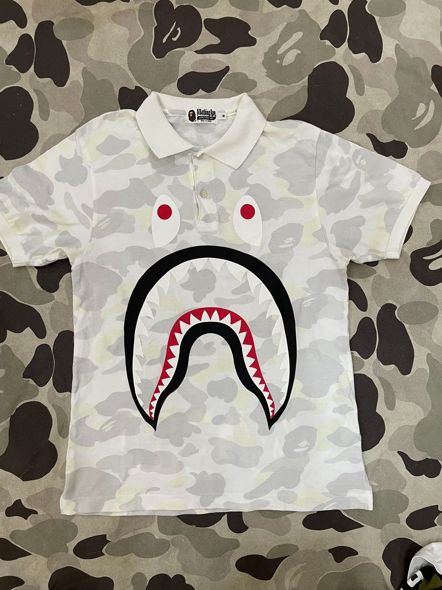 Bape Bape Po O Multi Shark T-Shirt Casual Size US M / EU 48-50 / 2 - 1 Thumbnail
