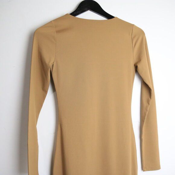 Aritzia Babaton Contour V-neck Longsleeve Constant Camel Dress Size S / US 4 / IT 40 - 7 Thumbnail