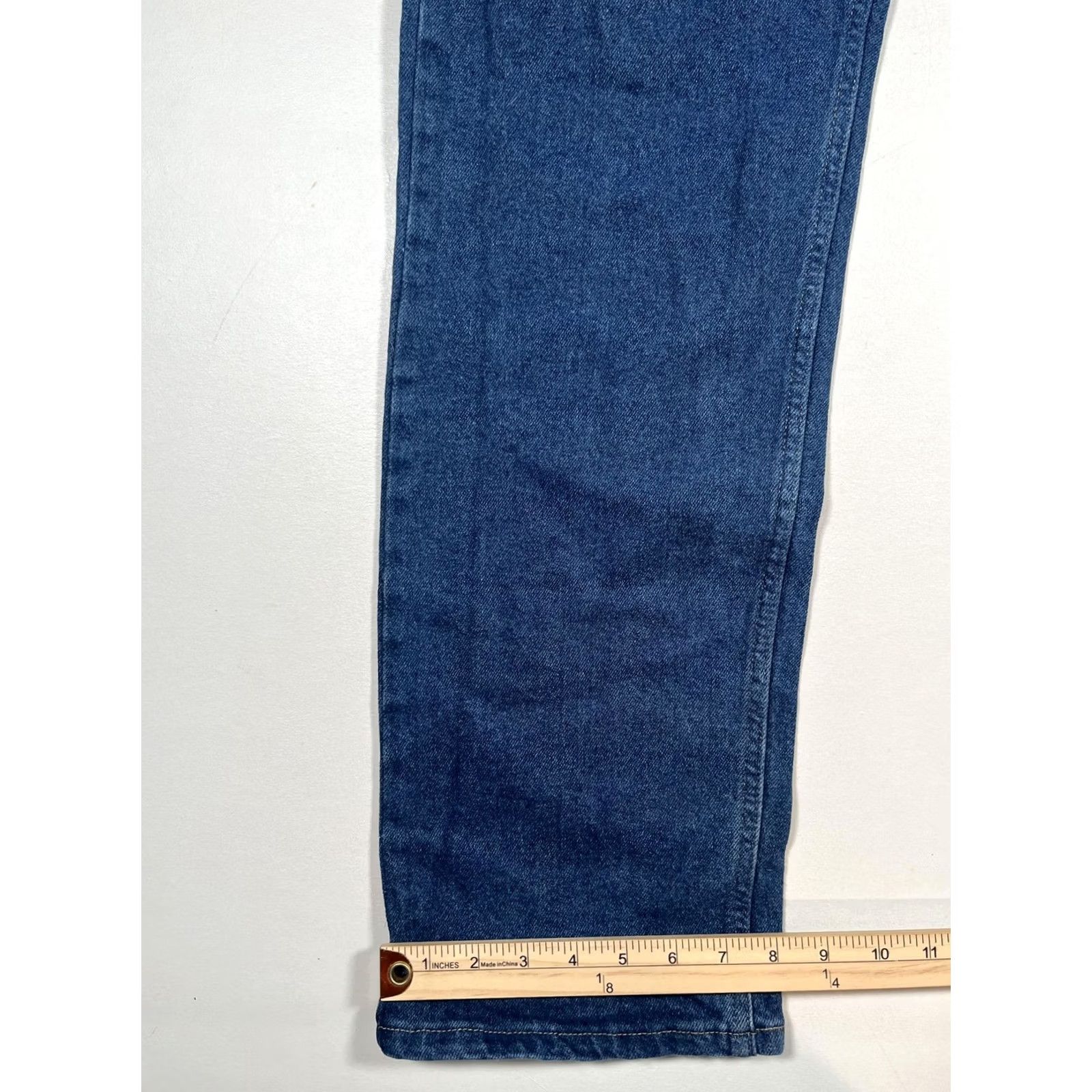 Wrangler Wrangler Jeans Mens 34x34 Blue Med Wash Denim Relaxed Straight Stretch 1007FXVMD Size US 34 / EU 50 - 5 Thumbnail