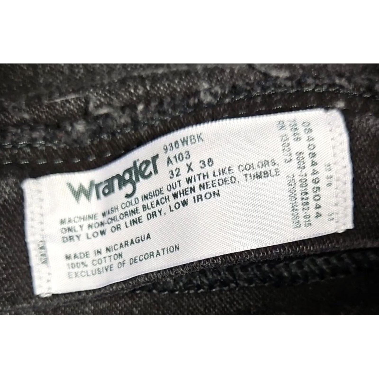 Wrangler Wrangler Cowboy Cut Slim Fit Jeans Mens 30x29 Black Western USA Wrangler 936 Cowboy Cut Slim Fit Jeans Mens 30x29 Black Western Rodeo USA Size US 30 / EU 46 - 4 Thumbnail