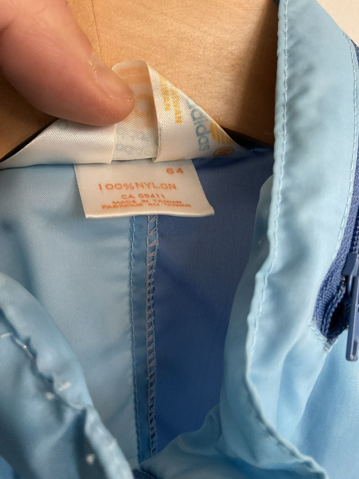 Adidas × Vintage Vintage 70s Adidas 3 Stripes Two Tone Windbreaker Jacket Size US L / EU 52-54 / 3 - 2 Thumbnail