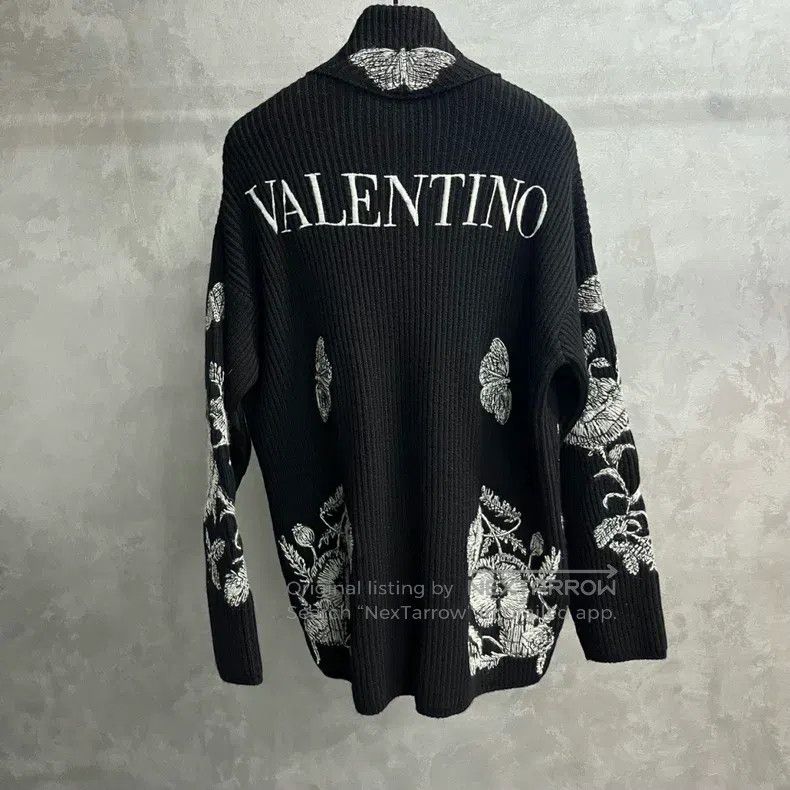 Valentino Valentino Letter floral pattern fur coat Size US M / EU 48-50 / 2 - 2 Thumbnail