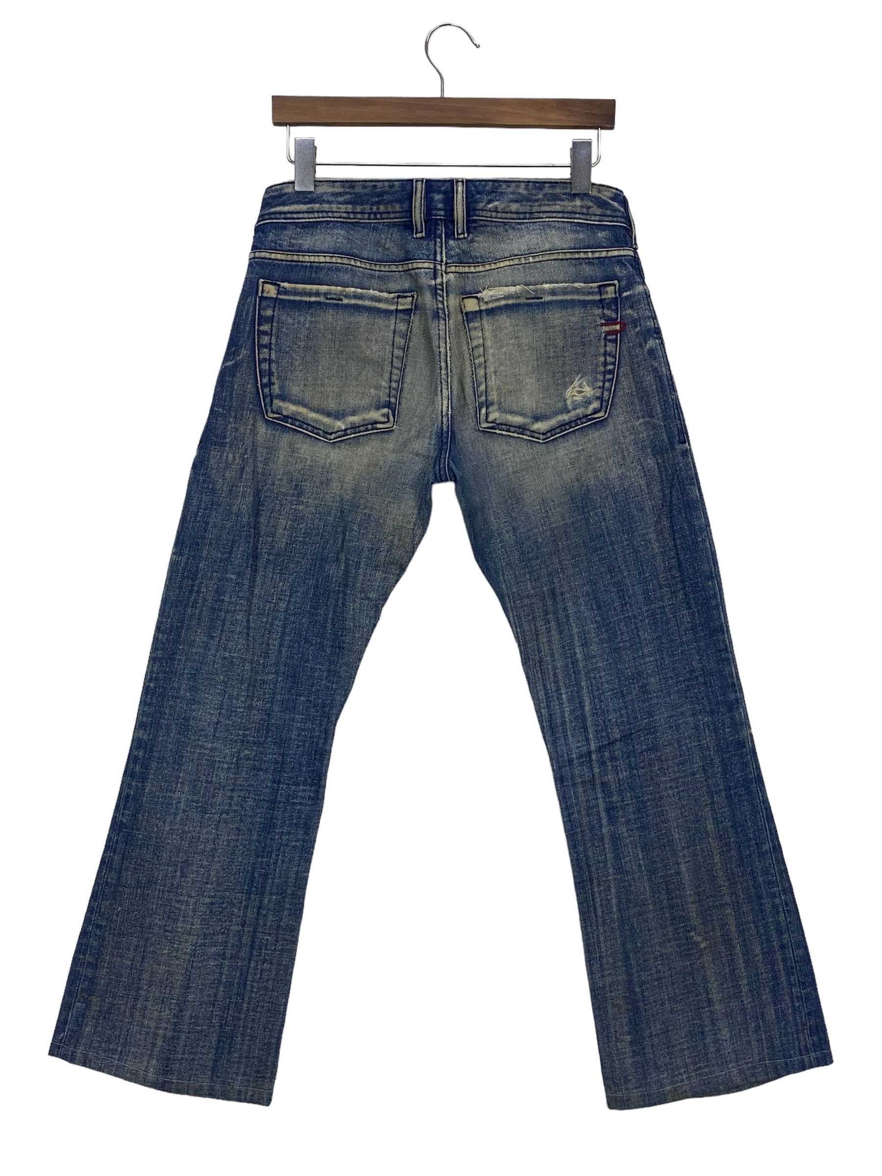 Diesel Diesel Distressed Jeans Faded Bootcut Jeans Size US 29 - 1 Thumbnail