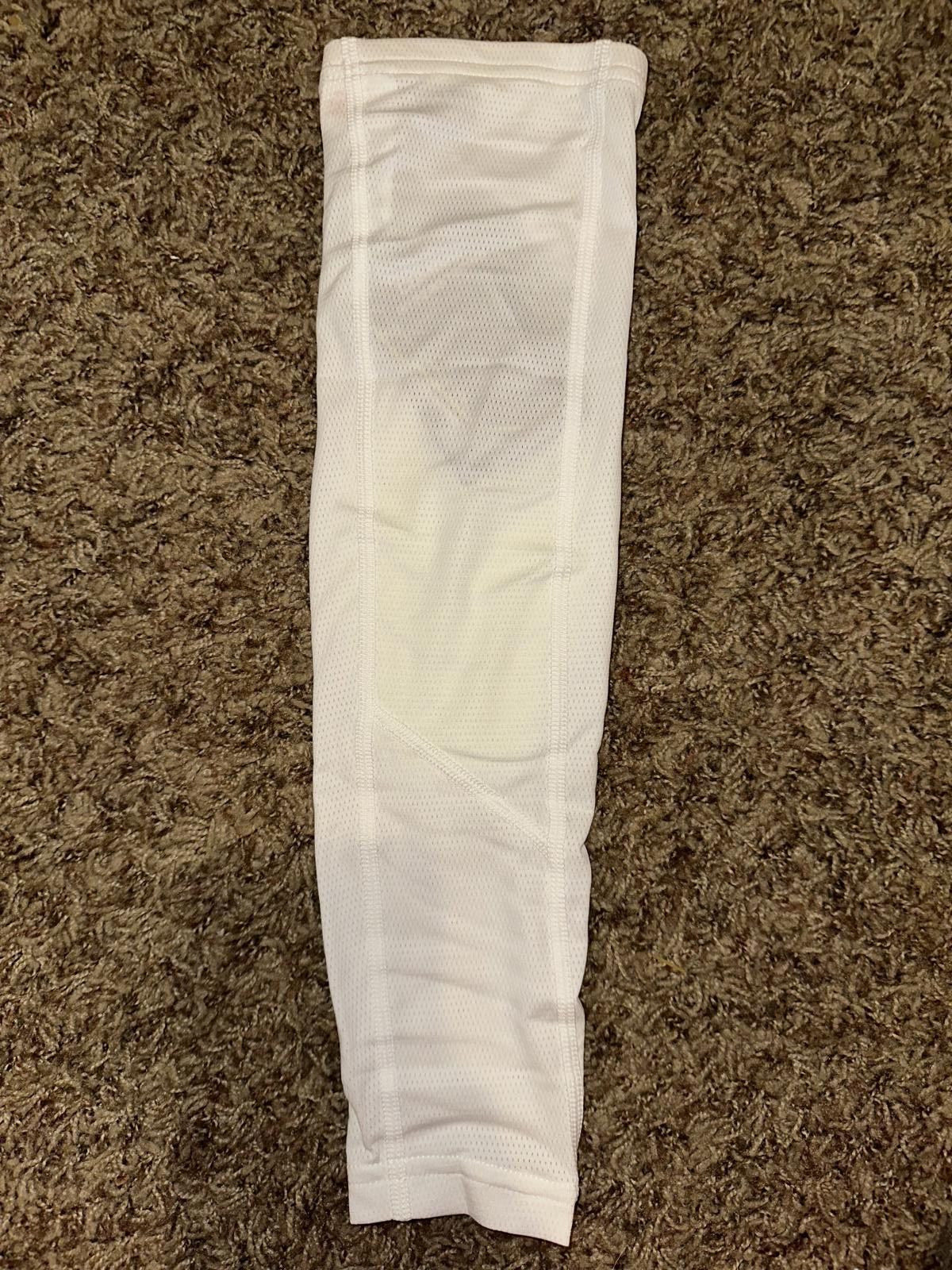 Nike Nike Pro Combat Hyperstrong Elbow Sleeve Size ONE SIZE - 9 Thumbnail