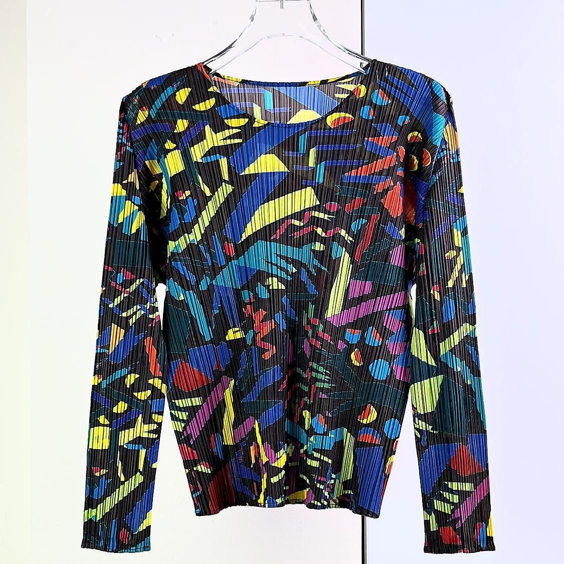 Pleats Please Issey Miyake Pleats Please Issey Miyake Abstract Print Long Sleeve Top Si Size M / US 6-8 / IT 42-44 - 1 Thumbnail