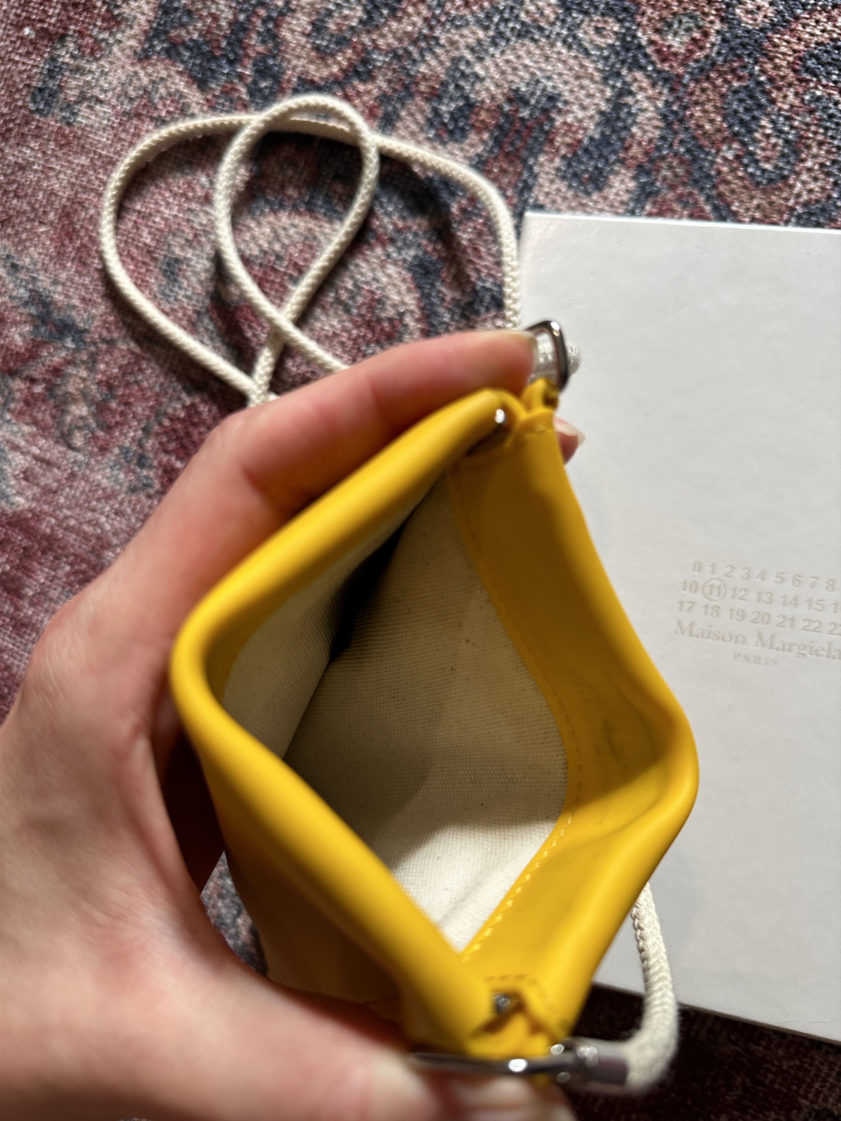 Maison Margiela Maison Margiela Logo Rubber Phone Pouch Case In Yellow Size ONE SIZE - 7 Thumbnail