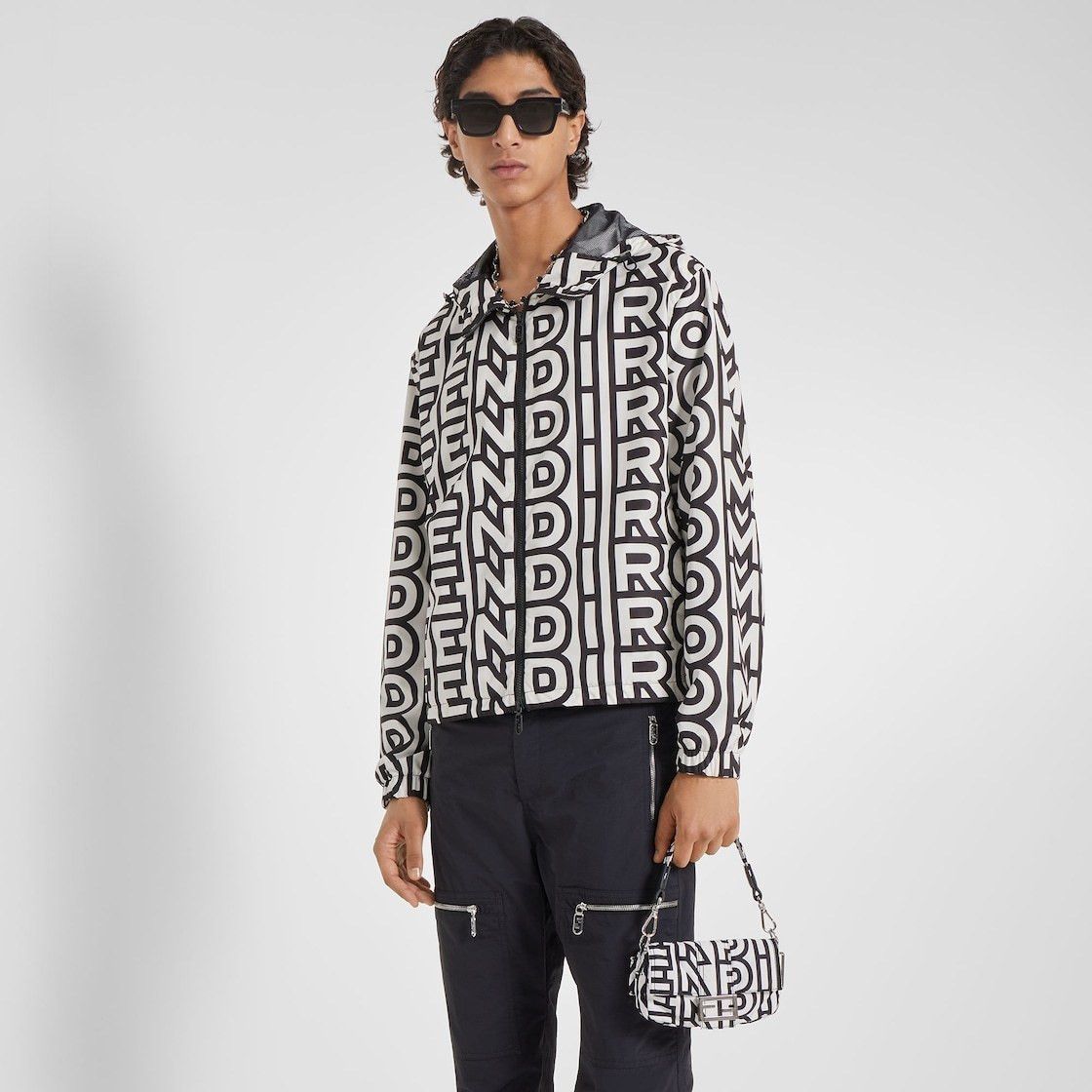 Fendi o1w1db10724 Cagoule in Black/White Size US S / EU 44-46 / 1 - 4 Thumbnail