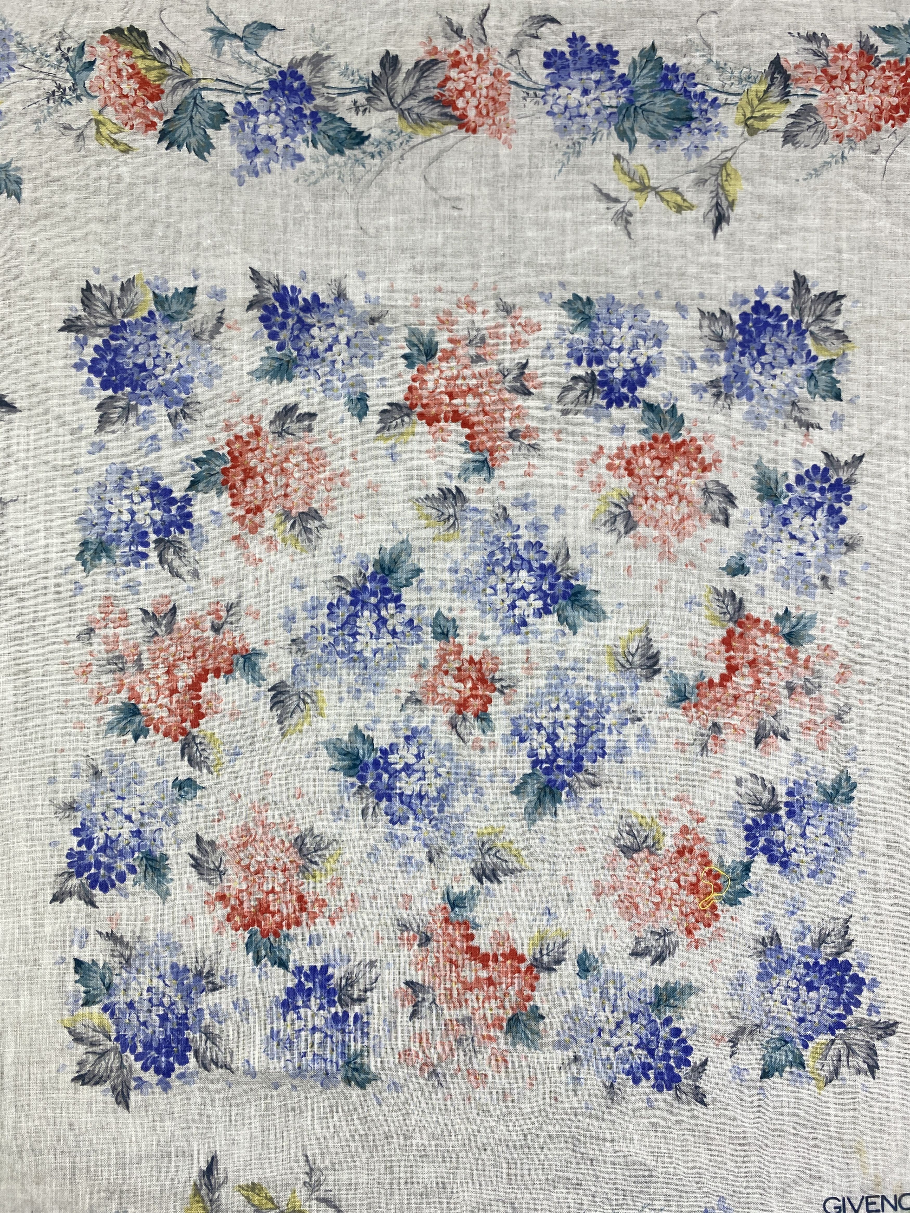 Givenchy Givenchy Handkerchief / Neckerchief / Bandana HKC1082 Size ONE SIZE - 7 Thumbnail